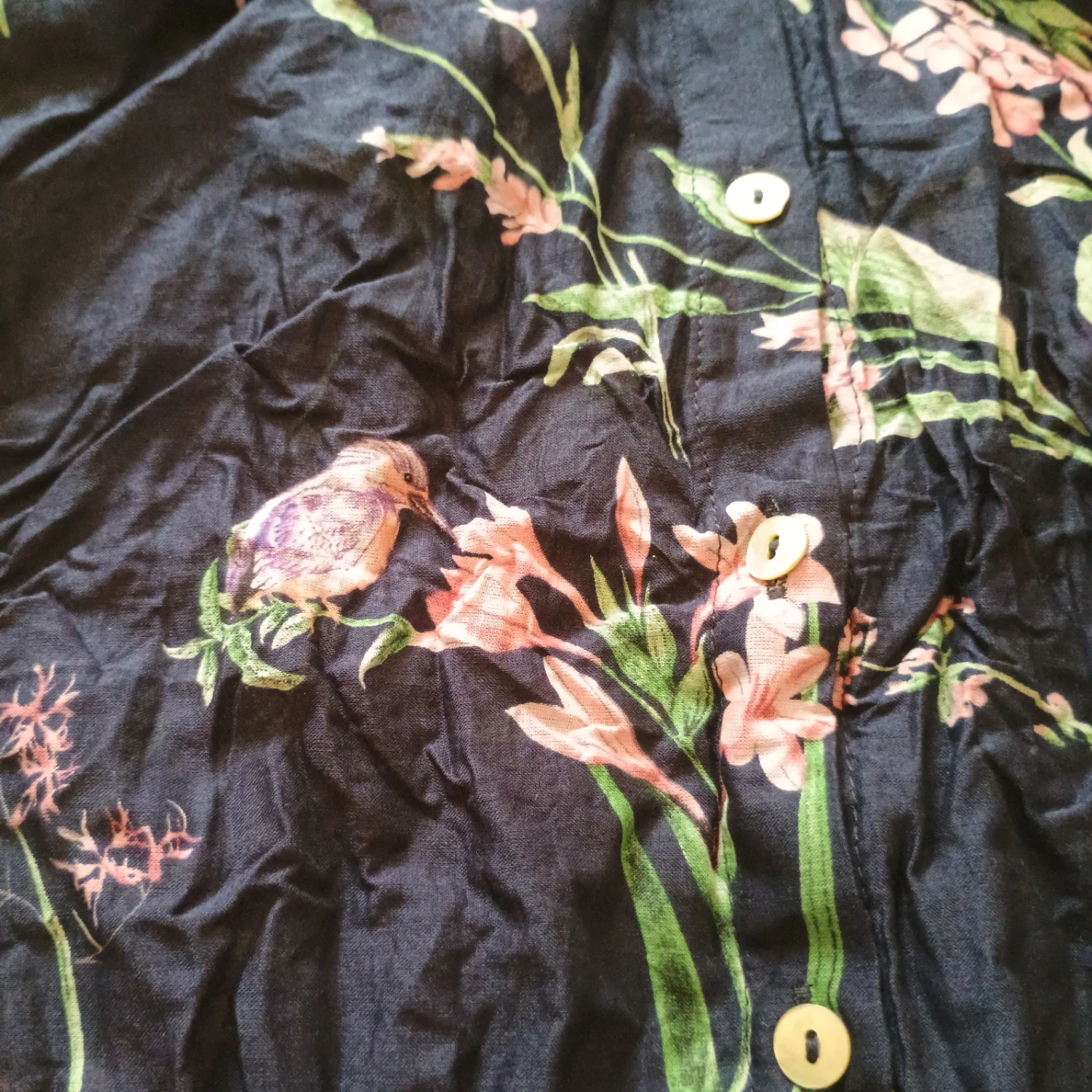 LC Waikiki Classic Floral Button-Up Shirt Size 36 - photo 2
