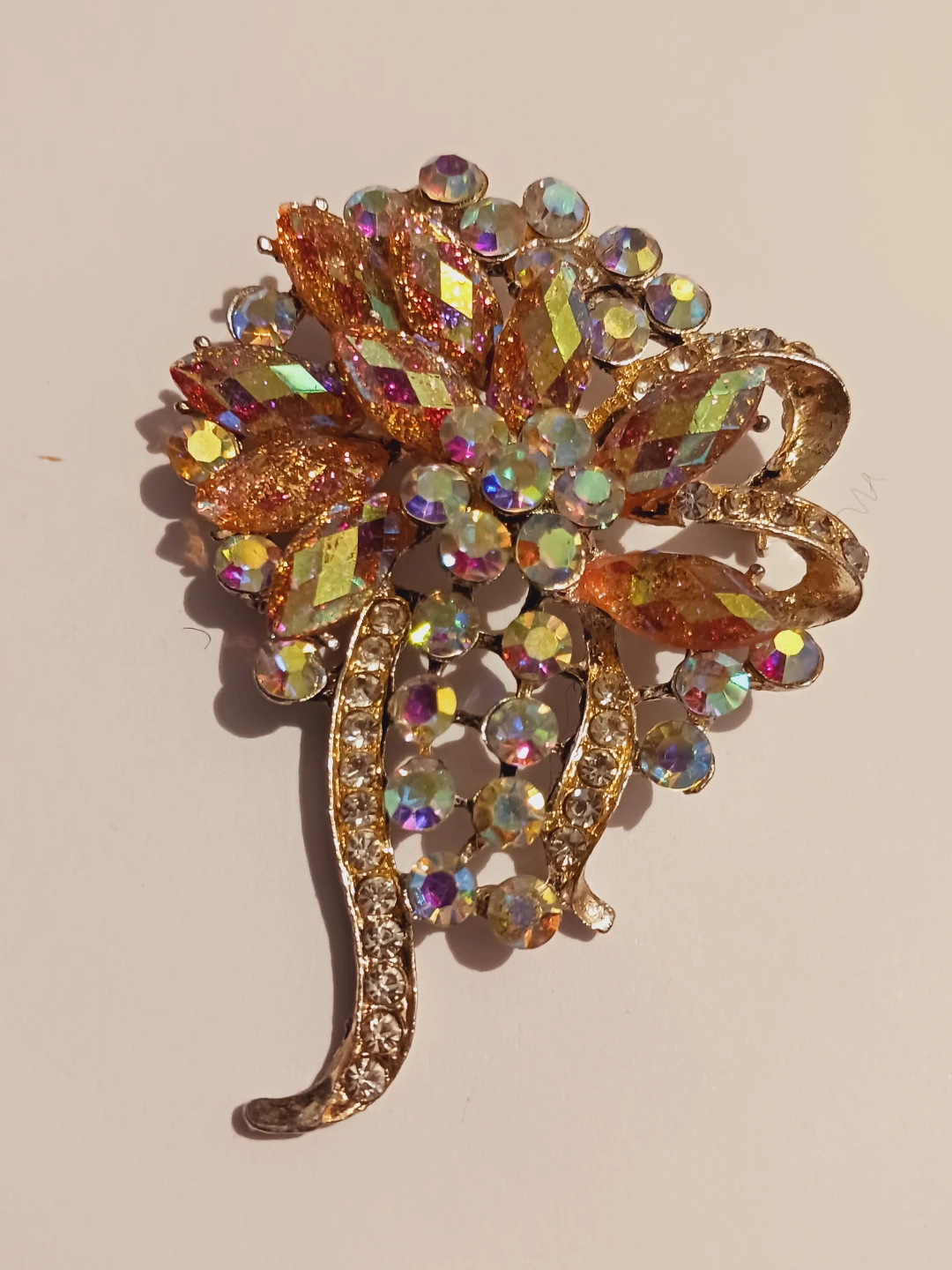 Aurora Borealis Sparkling Rhinestone Flower Brooch - photo 3