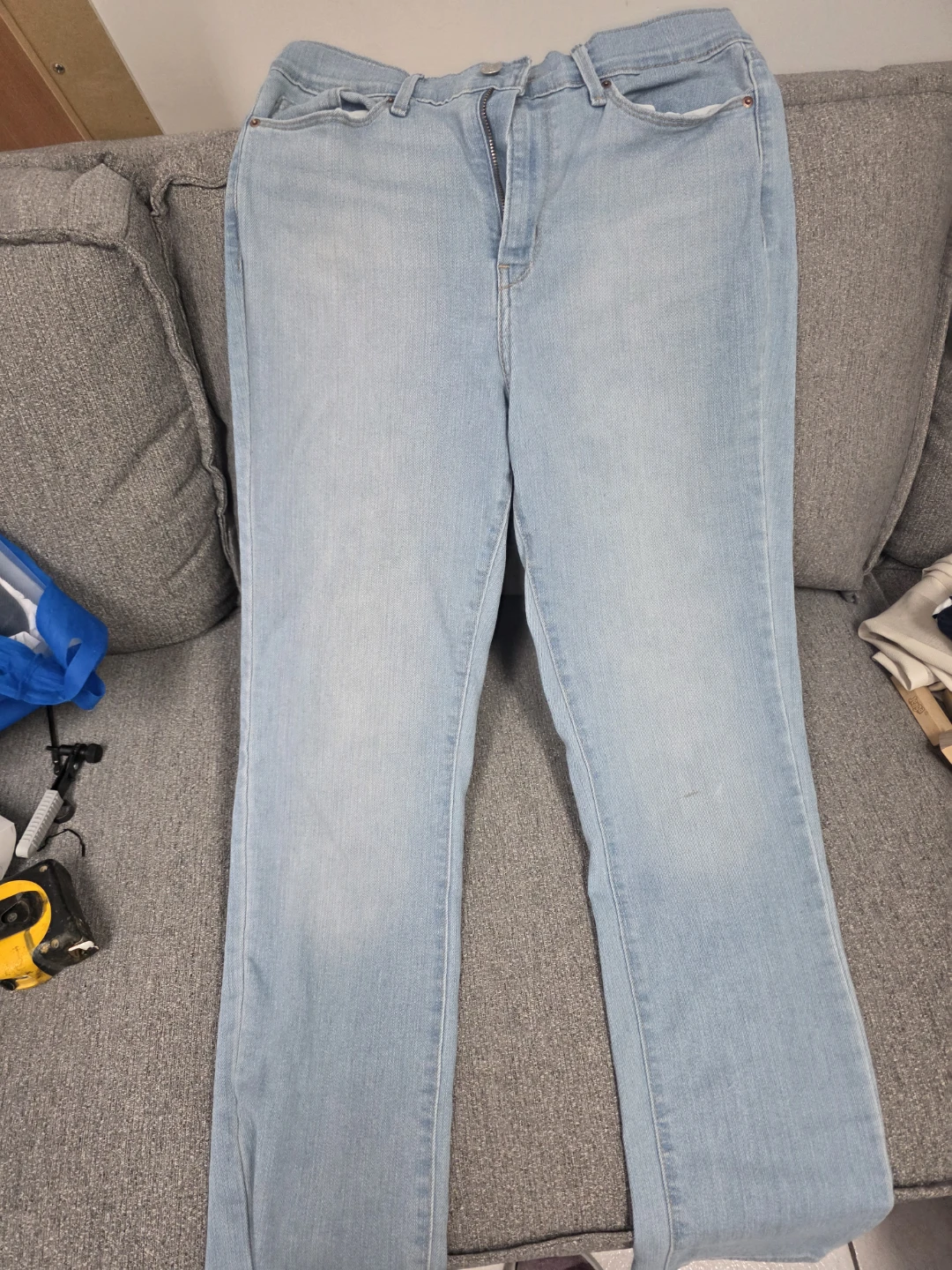 Levi Strauss Signature High-Rise Straight Jeans