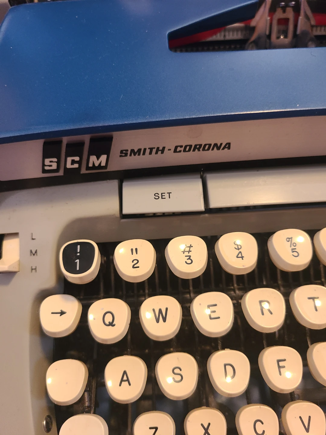 Smith-Corona Classic 12 Typewriter - photo 3