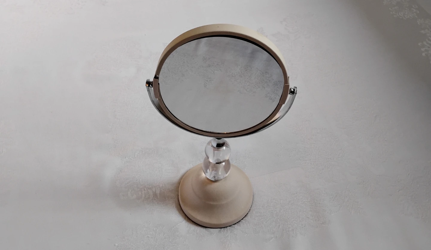 ⚽ Bathroom Standing Mirror