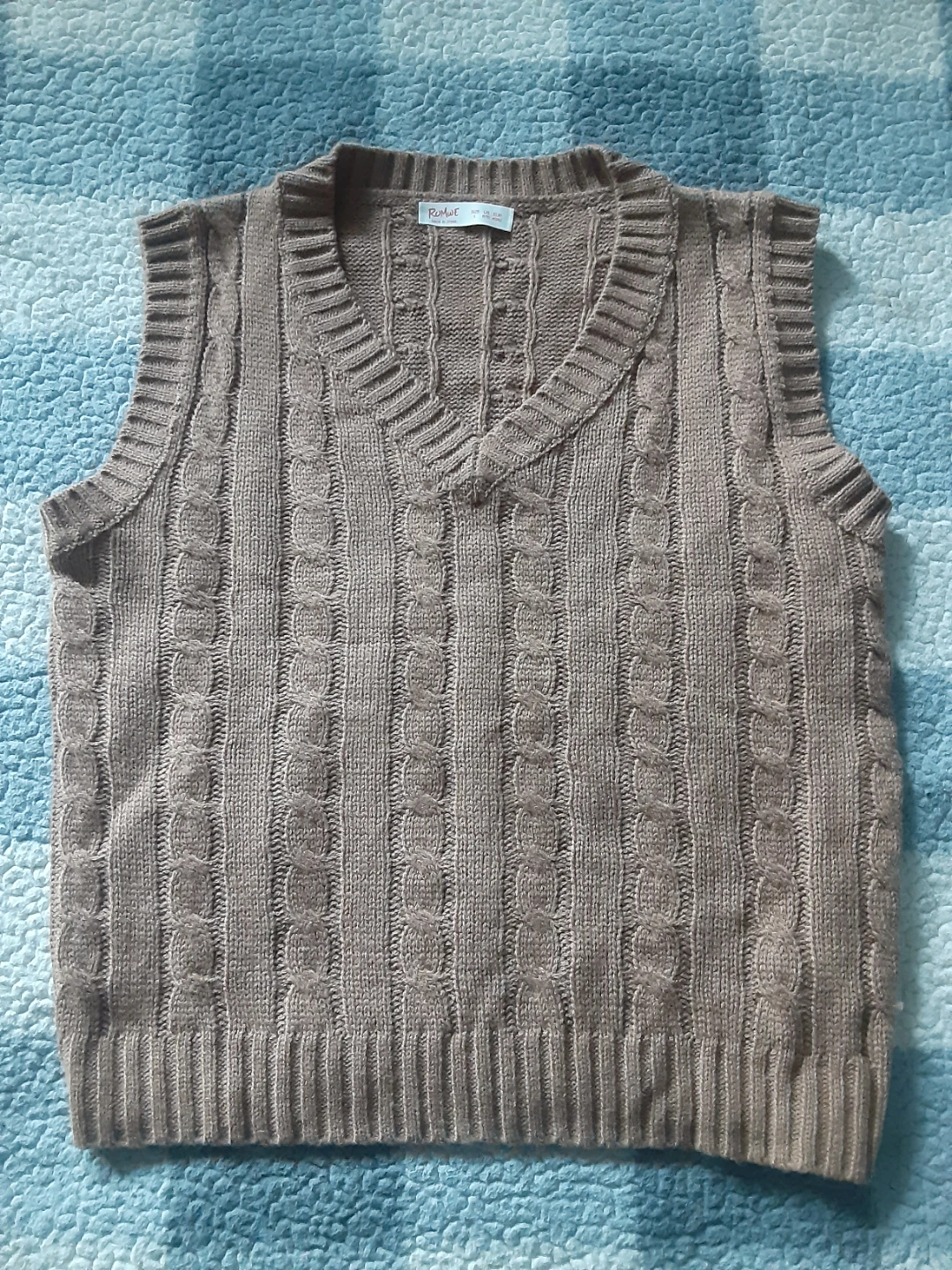 Romwe Cable Knit V-Neck Vest - Size L - photo 4