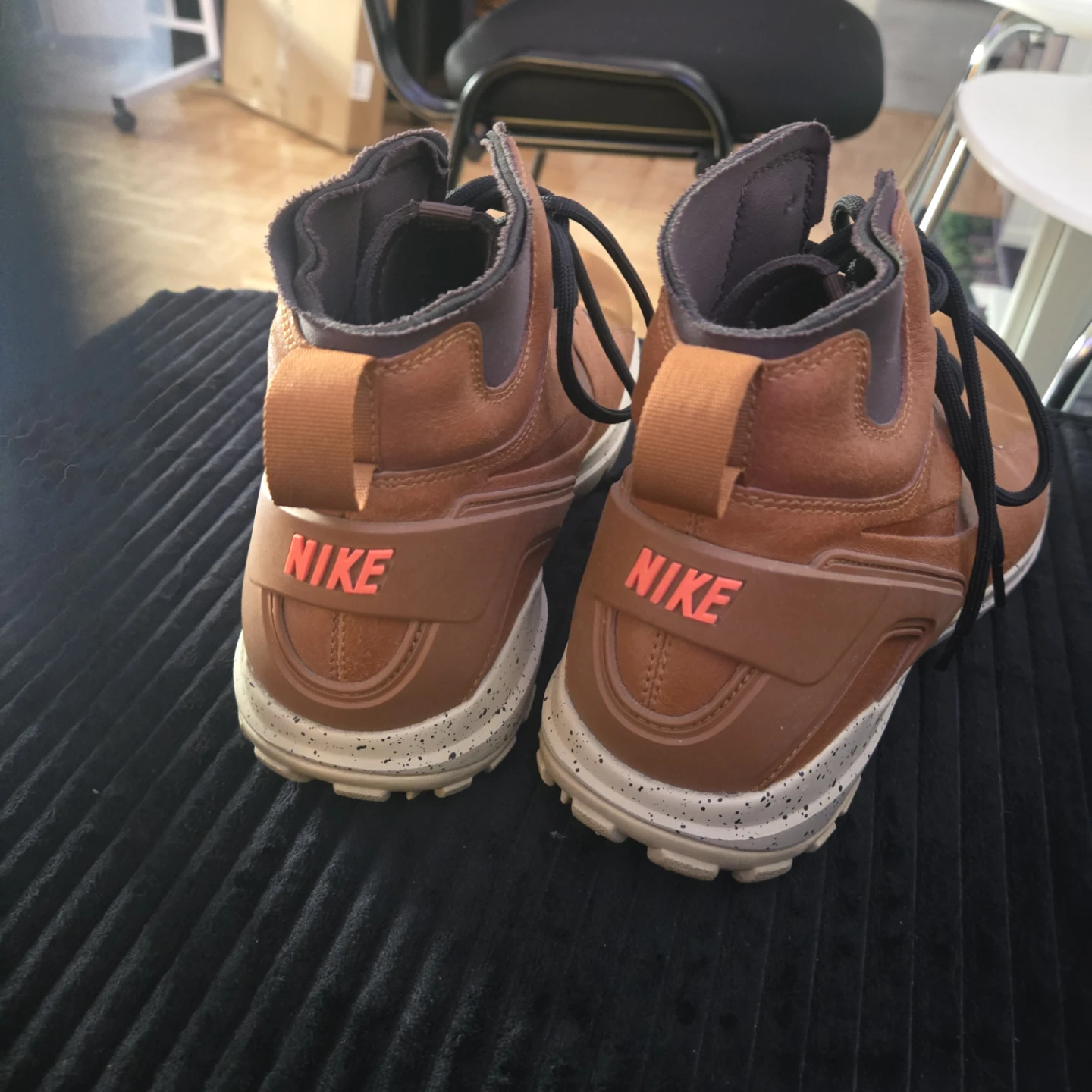 Mens nike shoes - photo 4