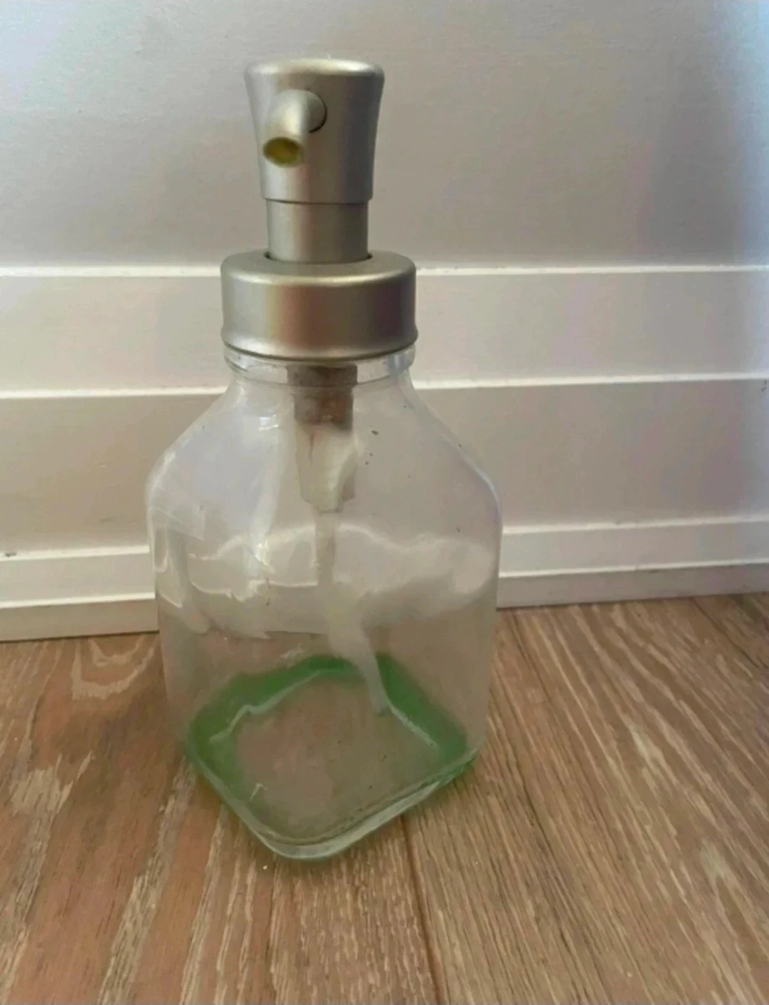 ⚽️ Glass Soap Dispenser