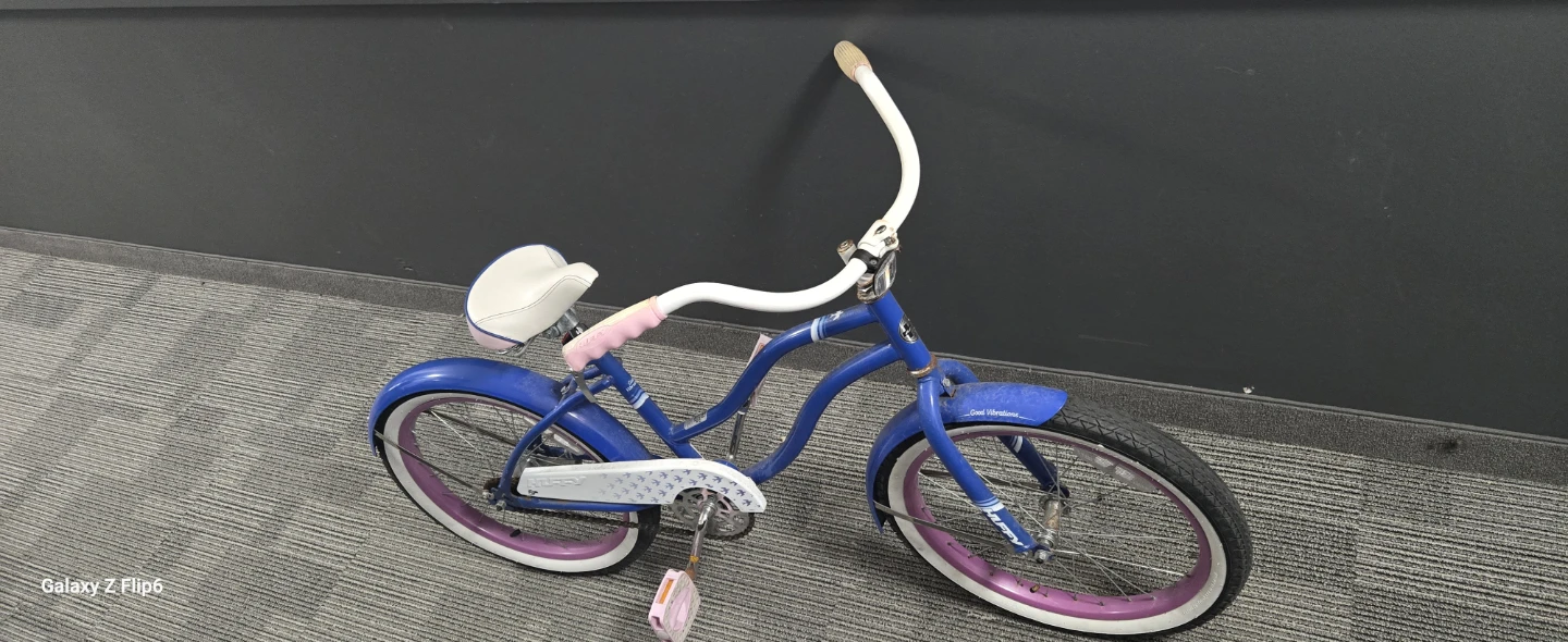 Huffy cruiser 20" bike - photo 3