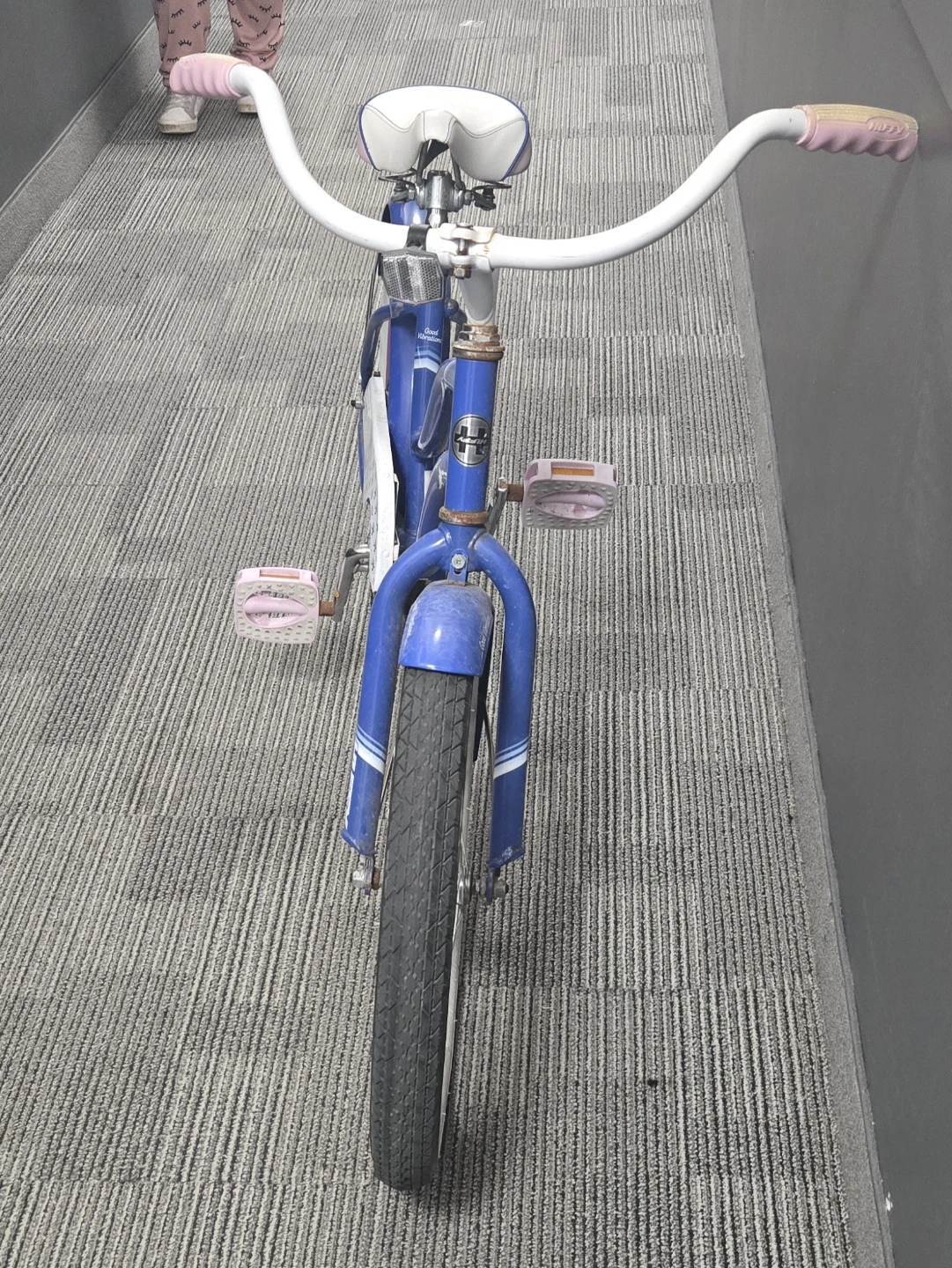 Huffy cruiser 20" bike - photo 5