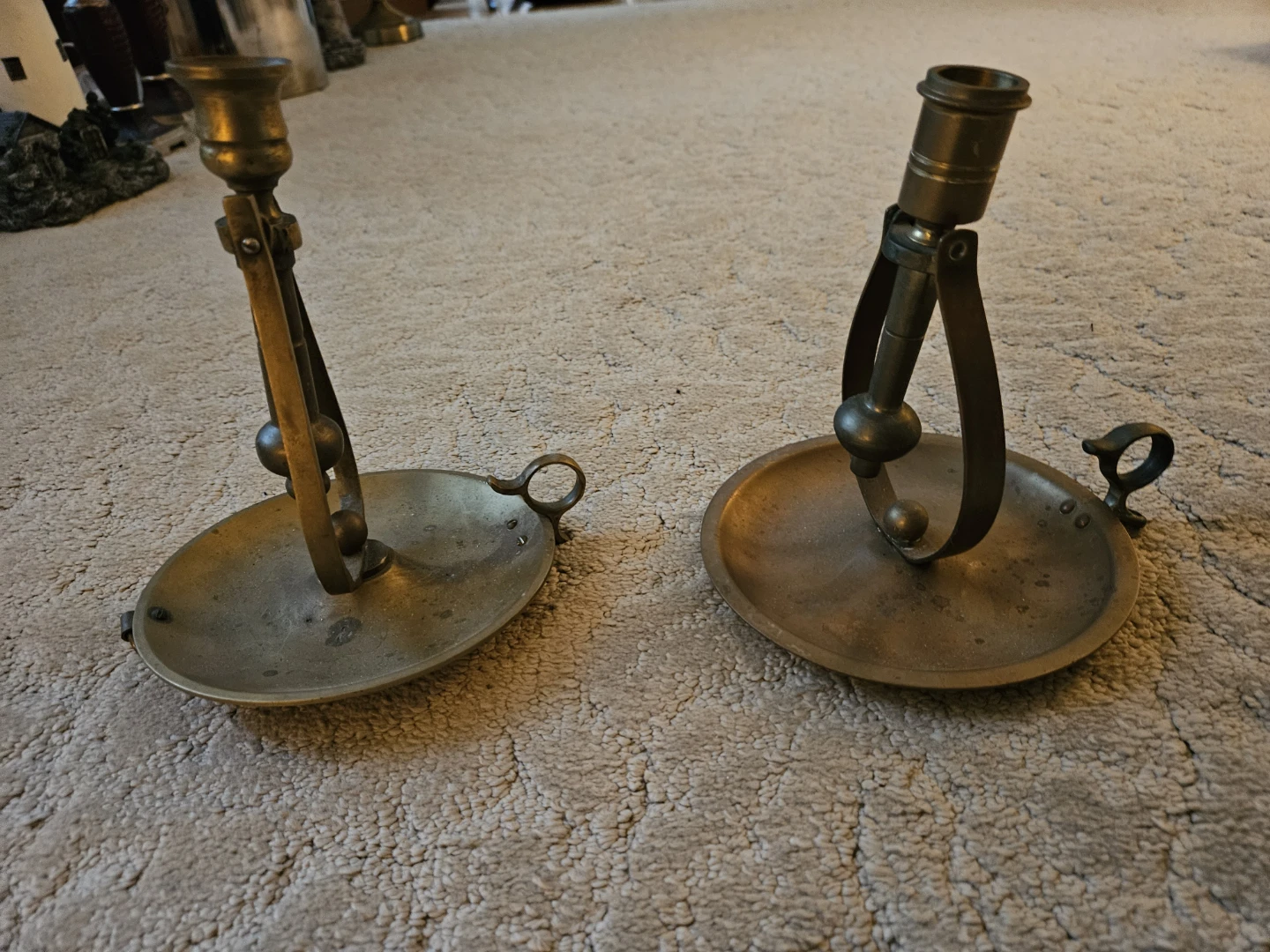 Brass coloured Candlesticks Holders - Pair - photo 4