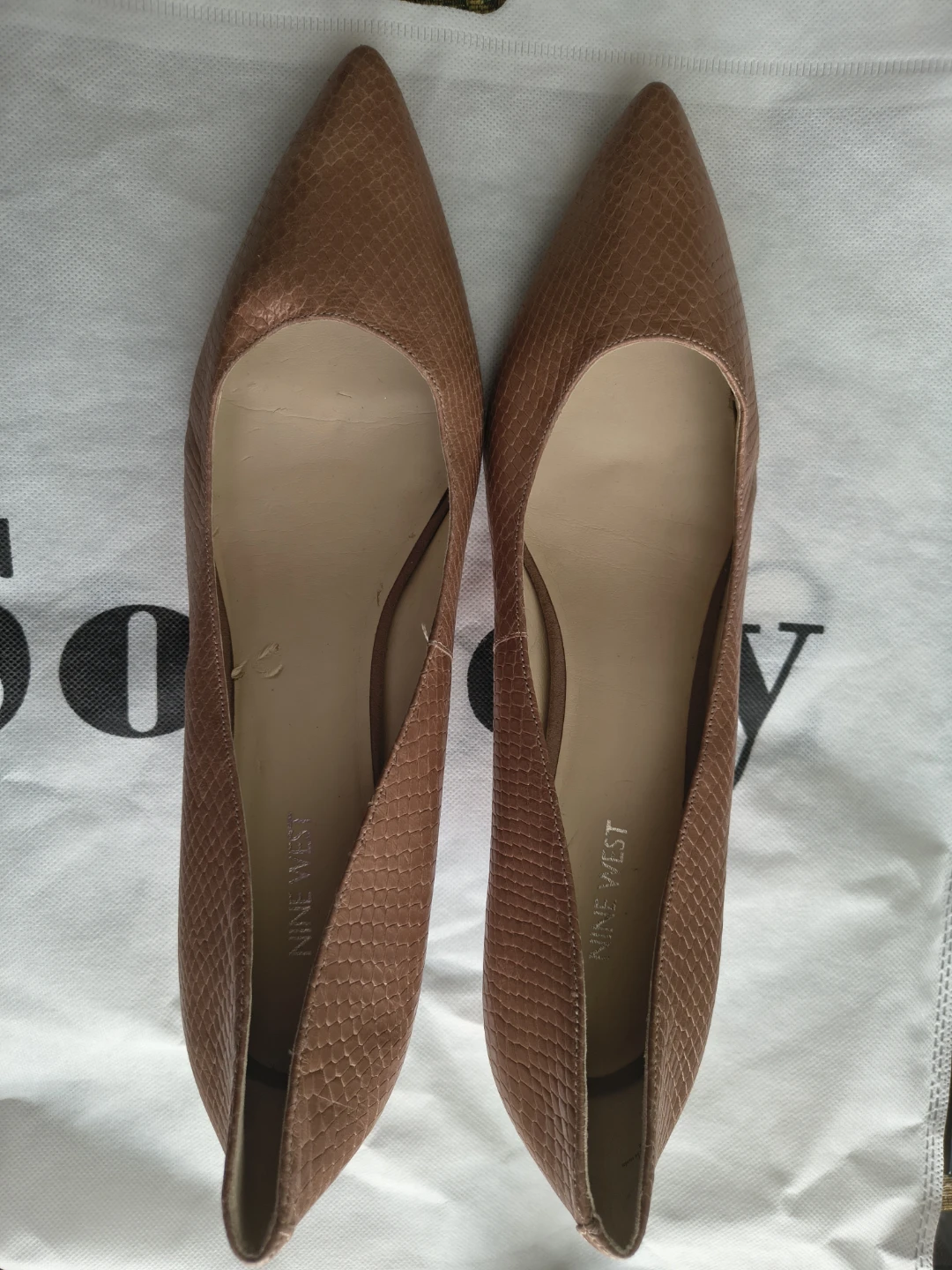 Nine West Women's Tan Snake Print Heels - Size 13.