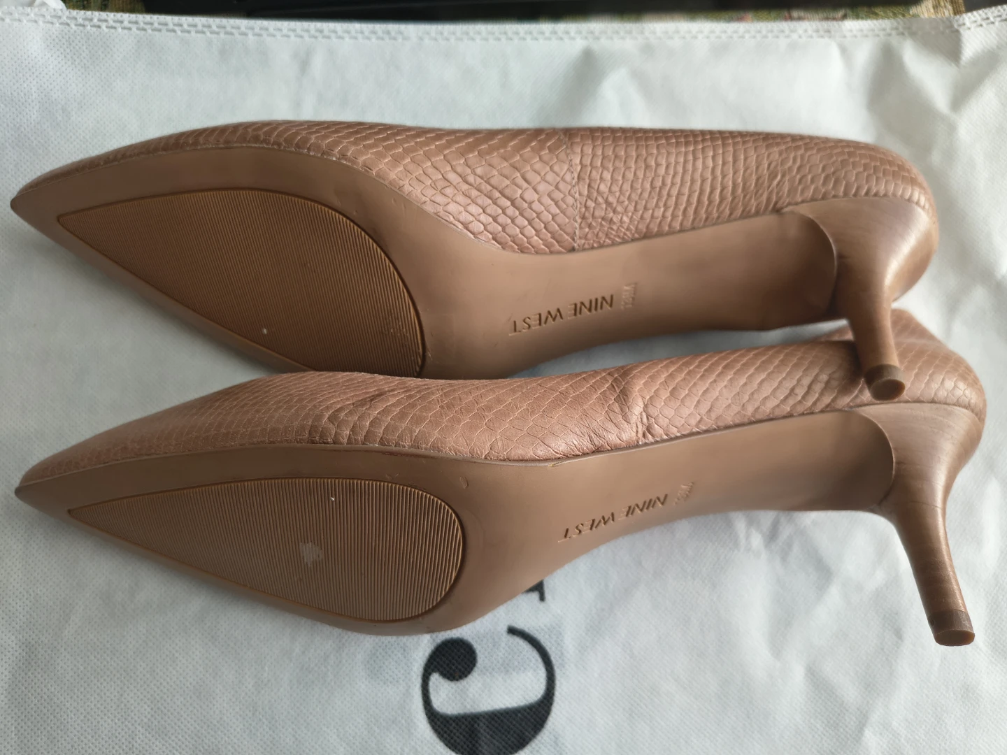 Nine West Women's Tan Snake Print Heels - Size 13. - photo 3
