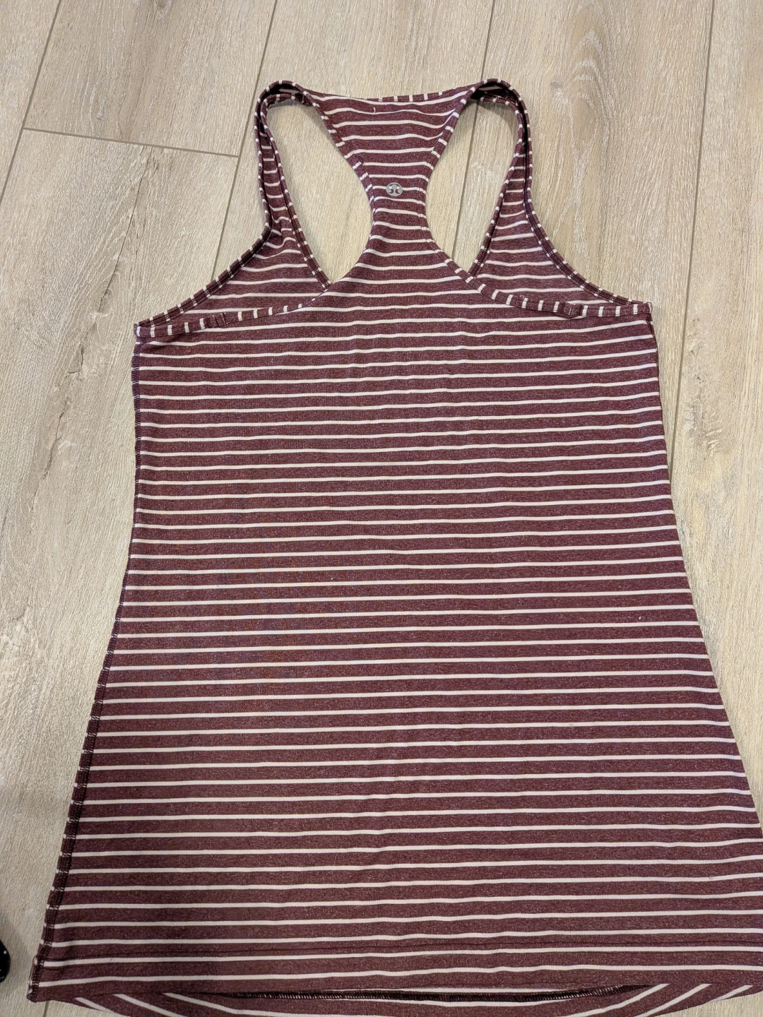 Lululemon Workout Tank Tops and Leggings - photo 5
