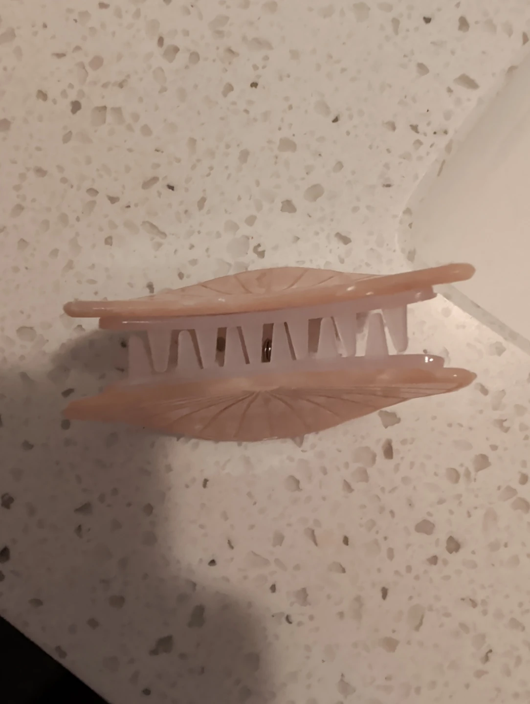 Seashell claw clip - photo 2