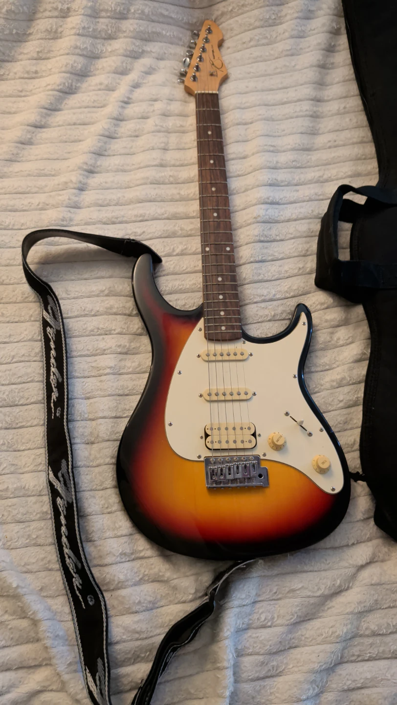 Peavey Raptor Electric Guitar with Gig Bag - photo 2