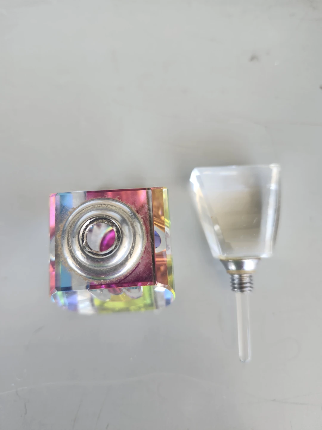 Decorative Crystal Perfume Bottle - photo 2