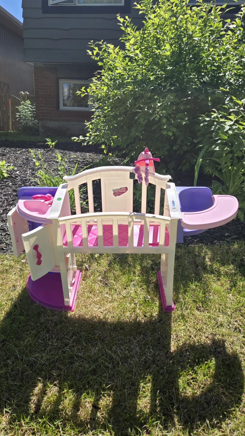 Baby Doll Crib and Changing Station Playset - photo 2