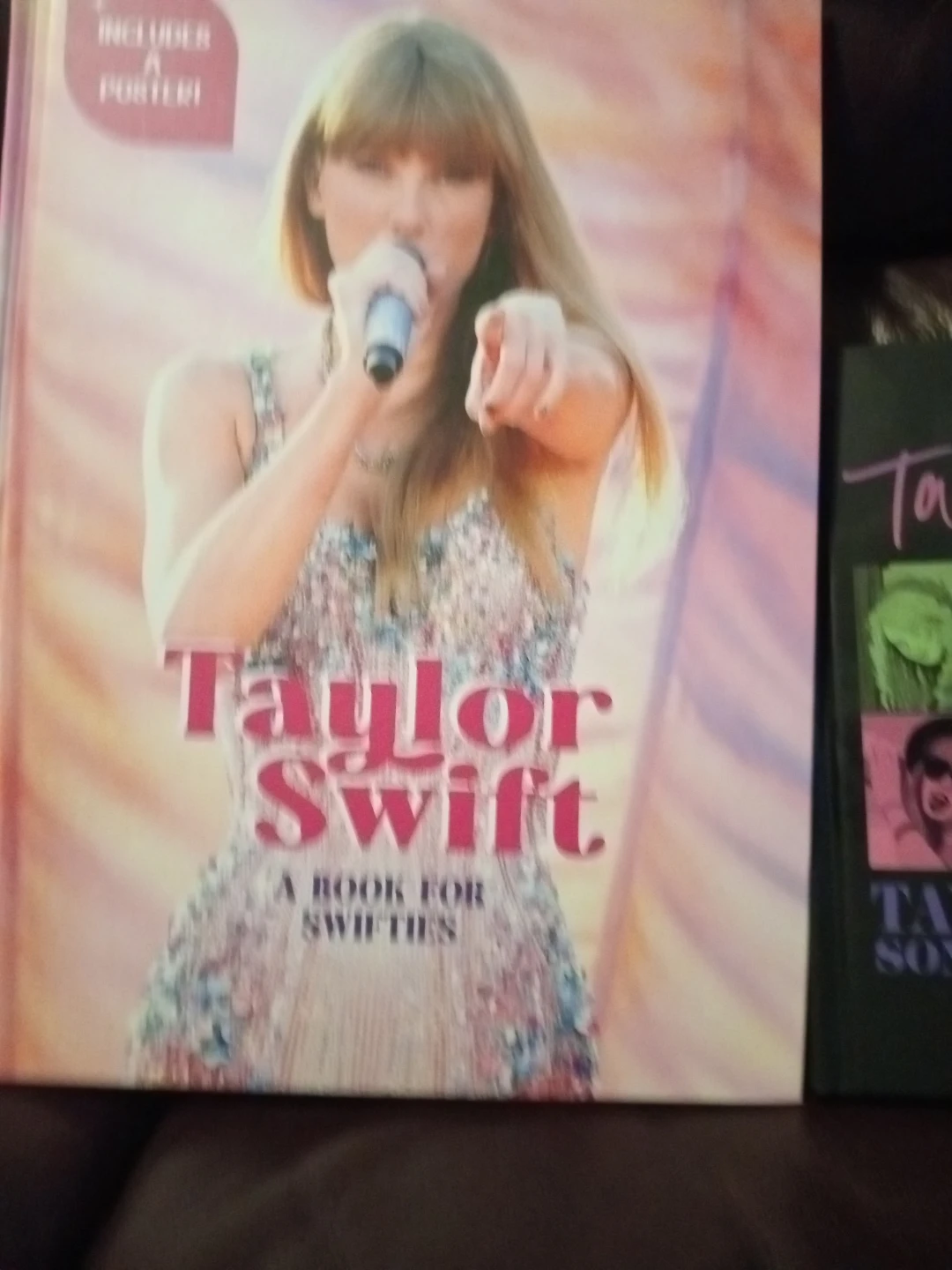 Taylor swift books - photo 5