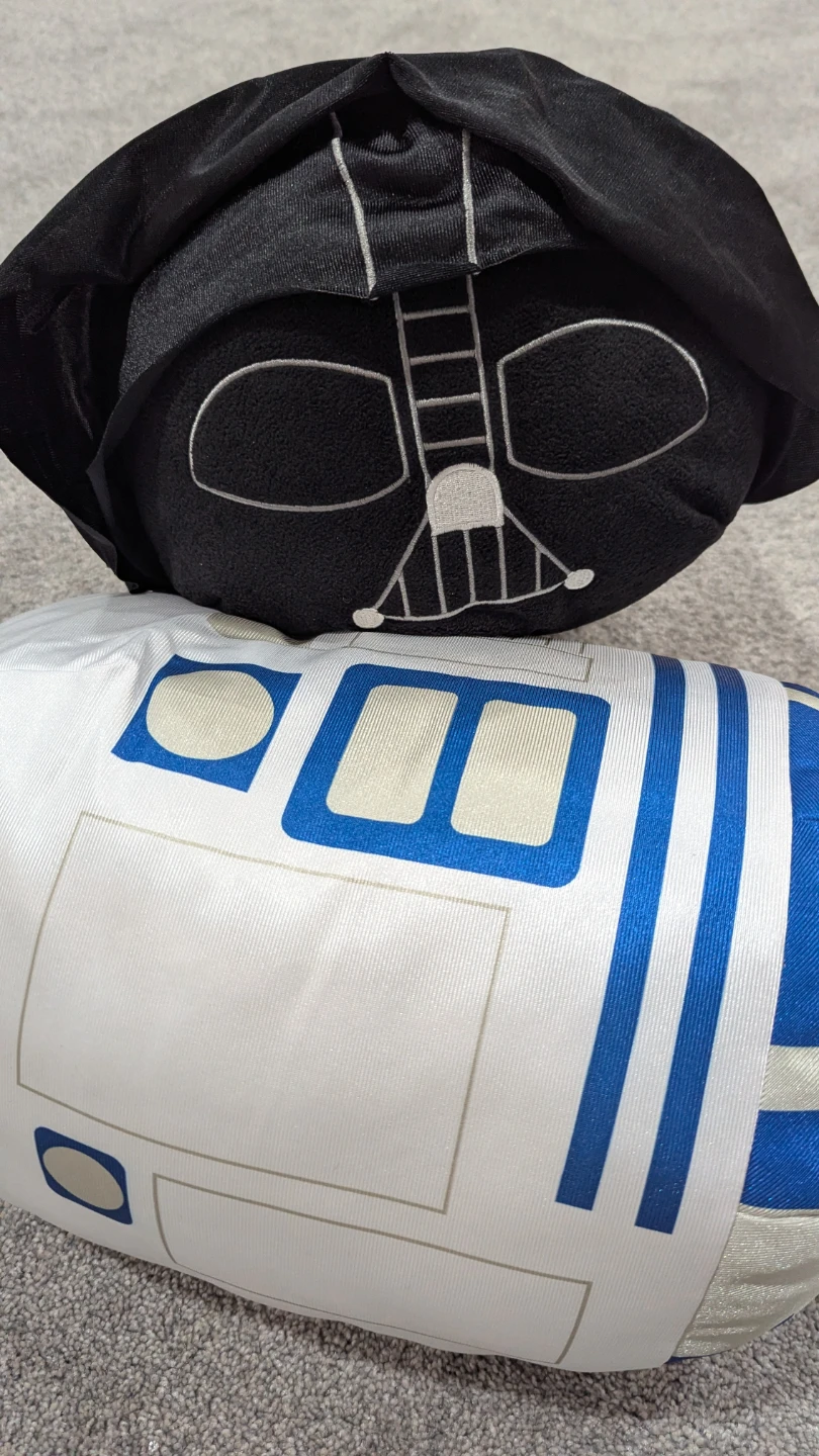 R2D2 and Darth Vader tsum tsum net Disney - photo 2