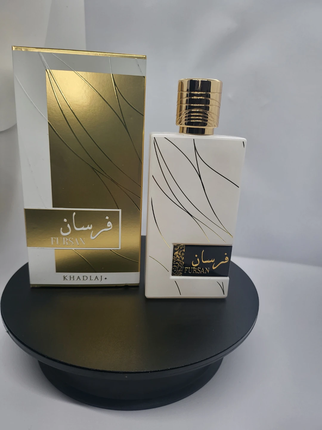 ❤️‍🔥 The Perfume That Stays on Your Clothes for Days! ❤️‍🔥 - photo 2