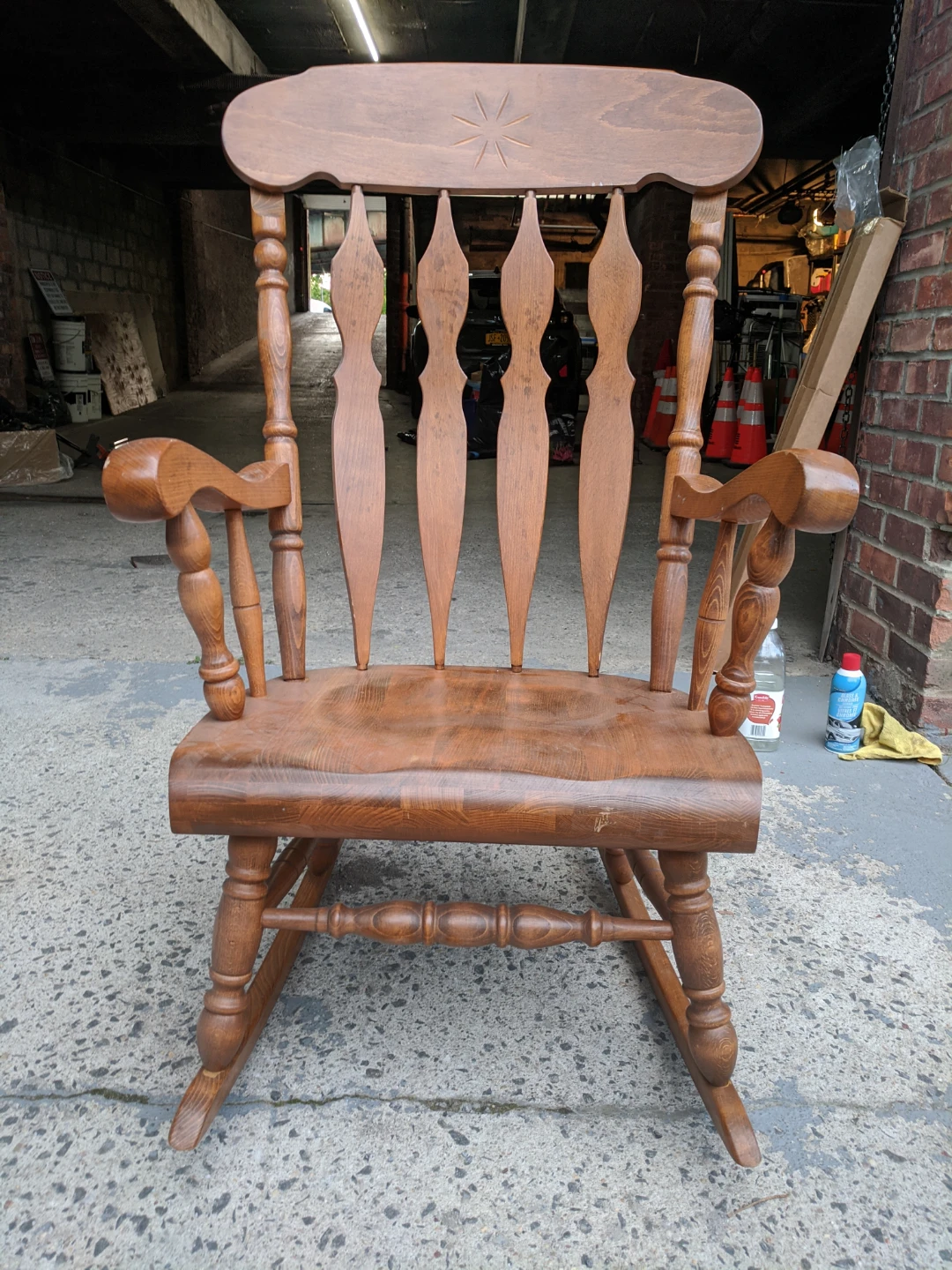Vintage Solid Wood Rocking Chair - Made in Yugoslavia - photo 2