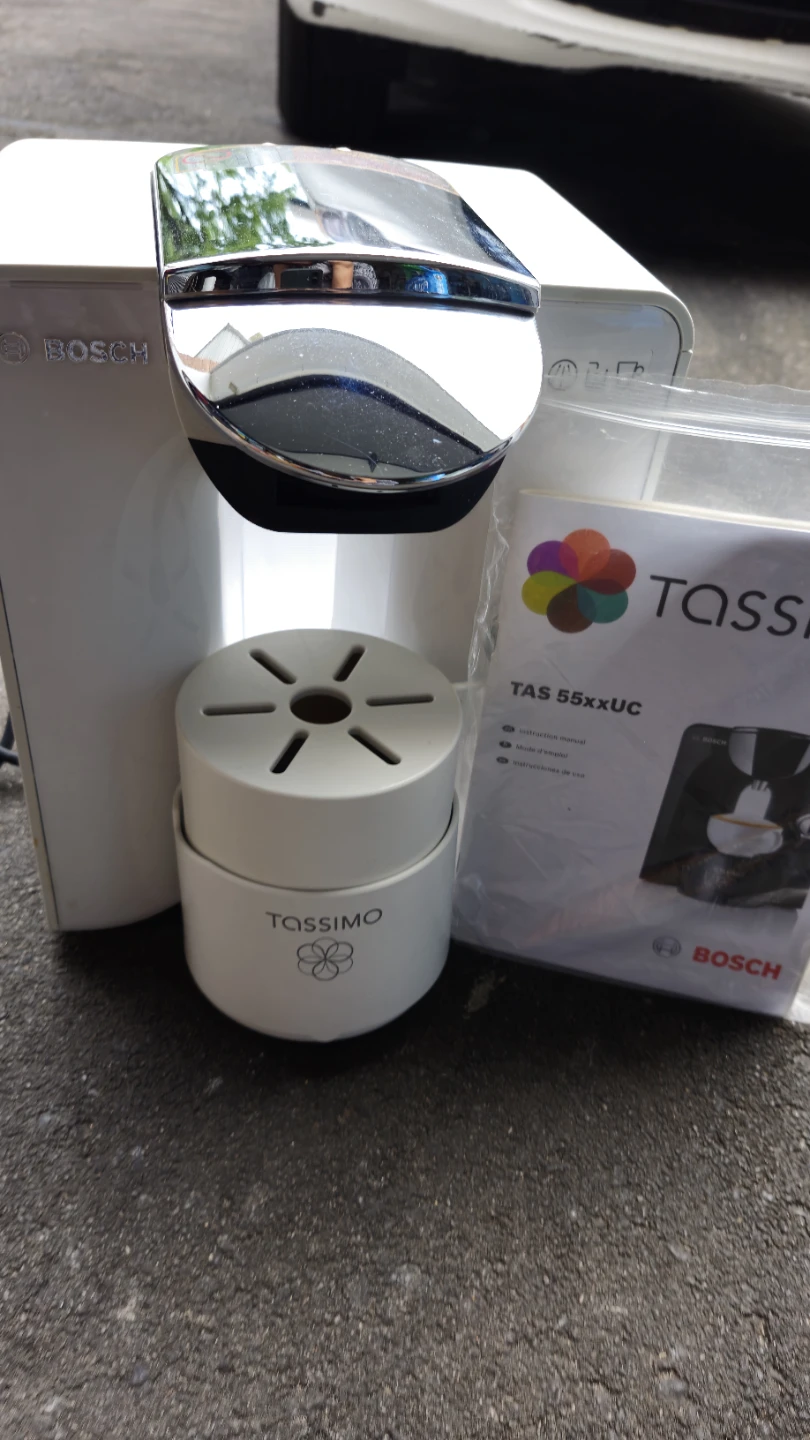 Bosch Tassimo TAS 55XXUC Coffee Machine - photo 3