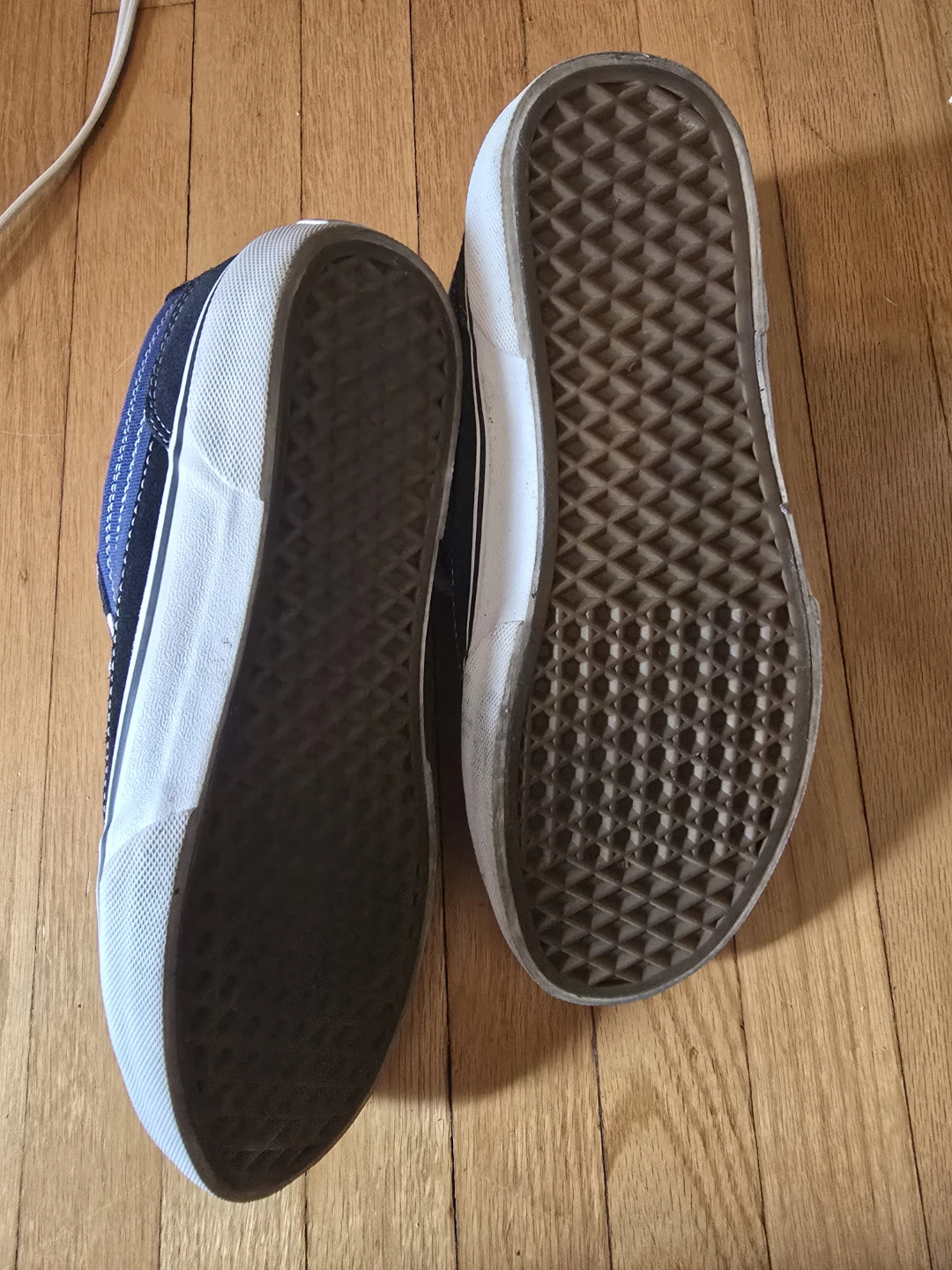 Vans "Old Skool" Skate Shoes - photo 2