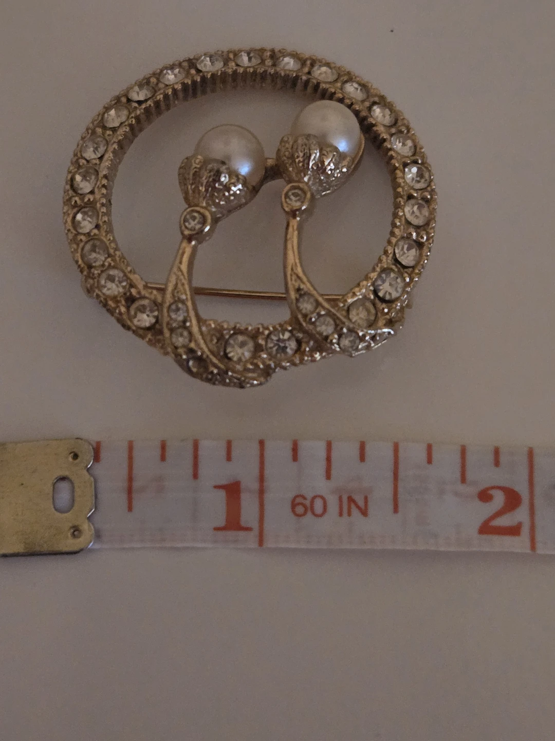 Vintage Brooch with Faux Pearls and Rhinestones - photo 2