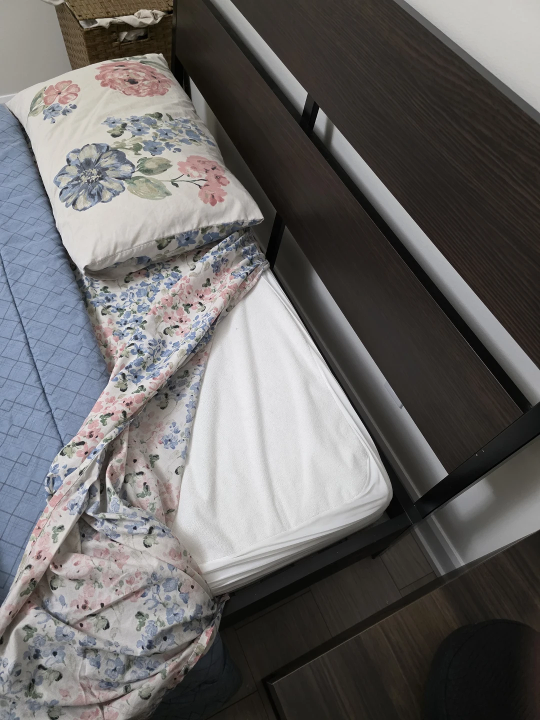 Ikea Trysil Bed with Mattress - photo 3