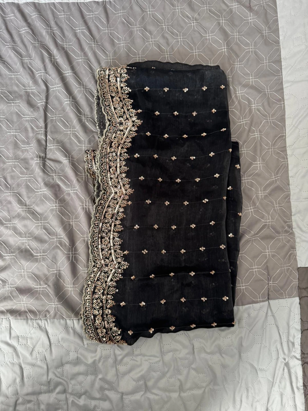 Black suit with antique gold embroidery - photo 2