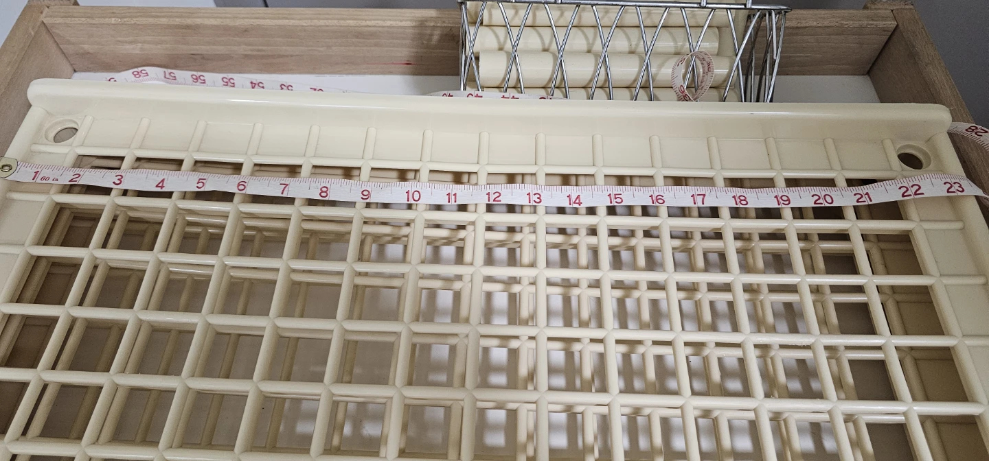 3-Tier Plastic Shelf Unit - photo 4