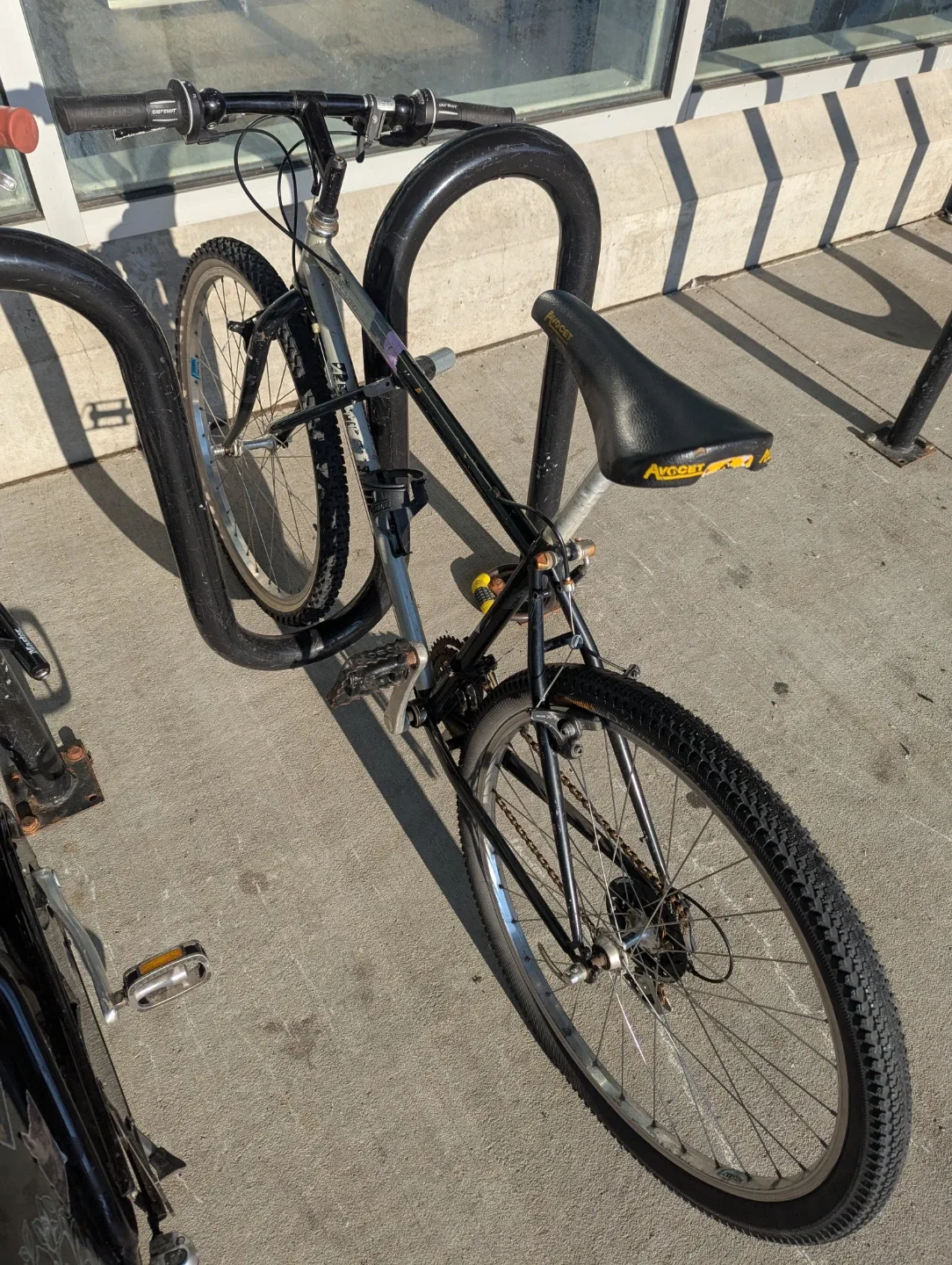 Used Mountain Bike - photo 2
