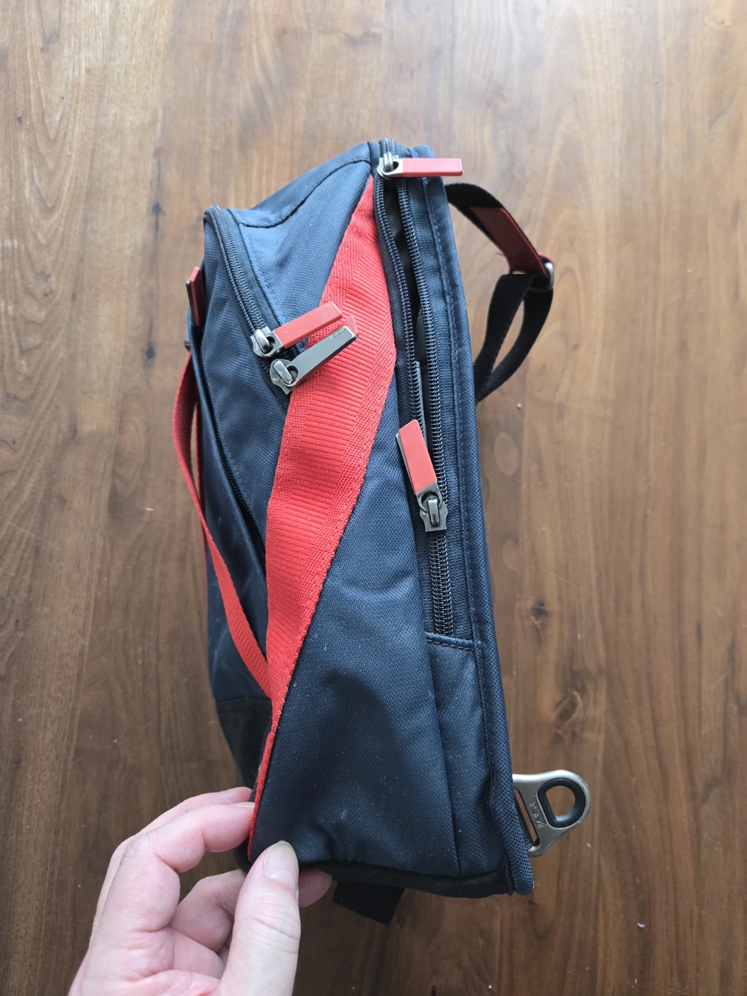 Vintage TUMI Crossbody Sling Bag (Navy/Red) - photo 2