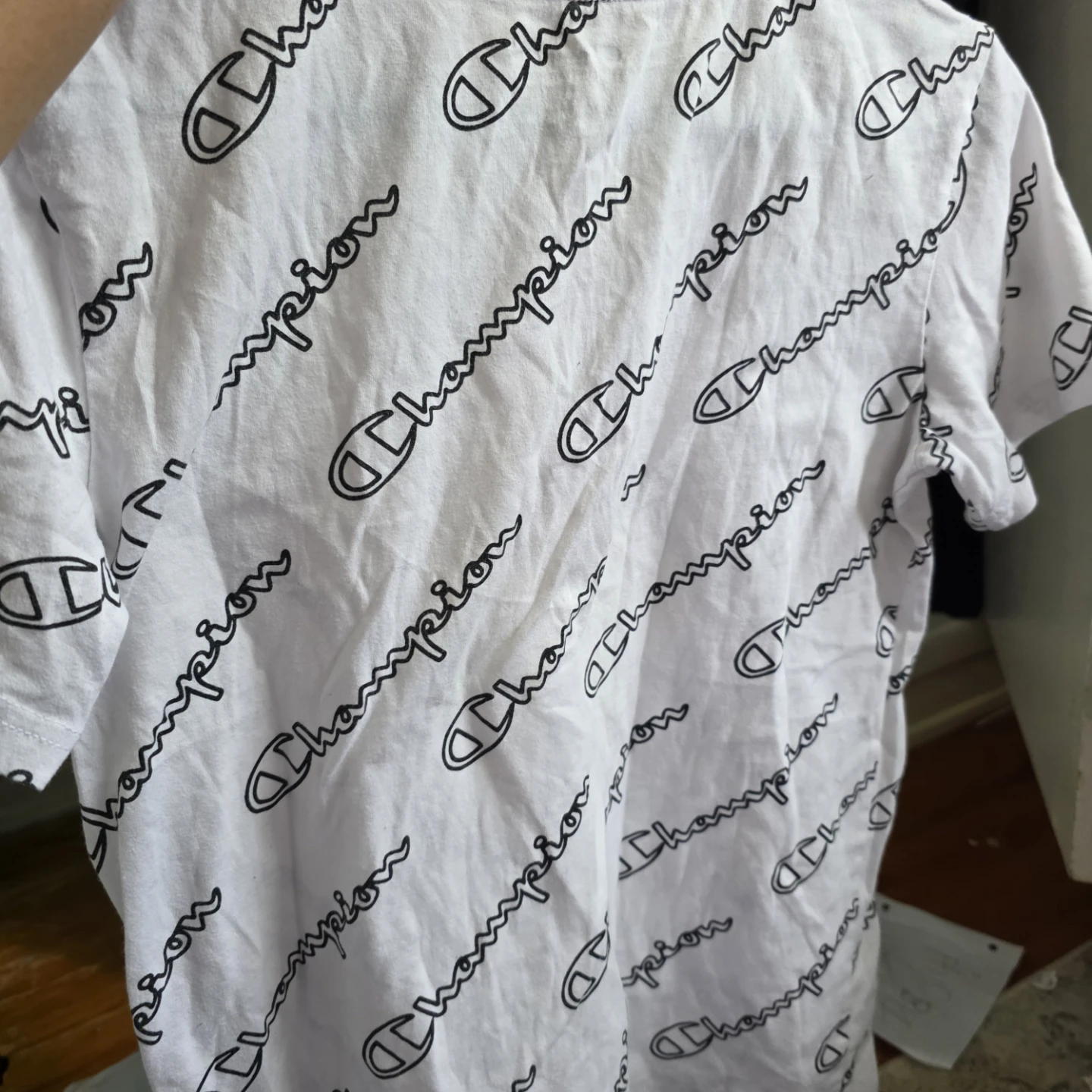 Champion T-Shirt All-Over Logo YXL - photo 3