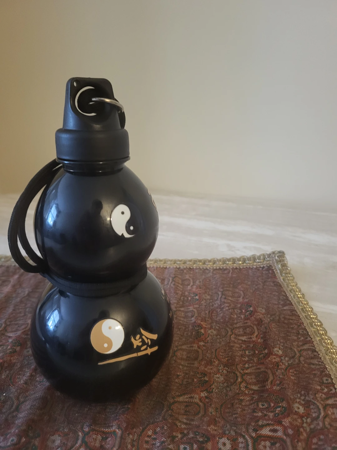 Black Yin Yang Gourd Water Bottle