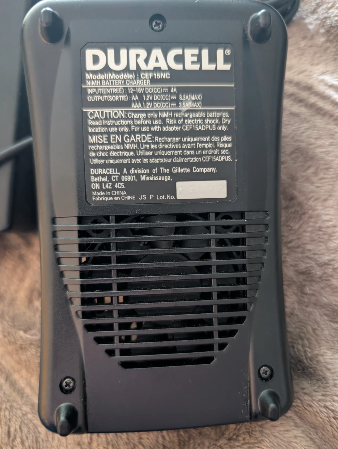 Duracell CEF15NC 15 Minute NiMH Battery Charger - photo 3