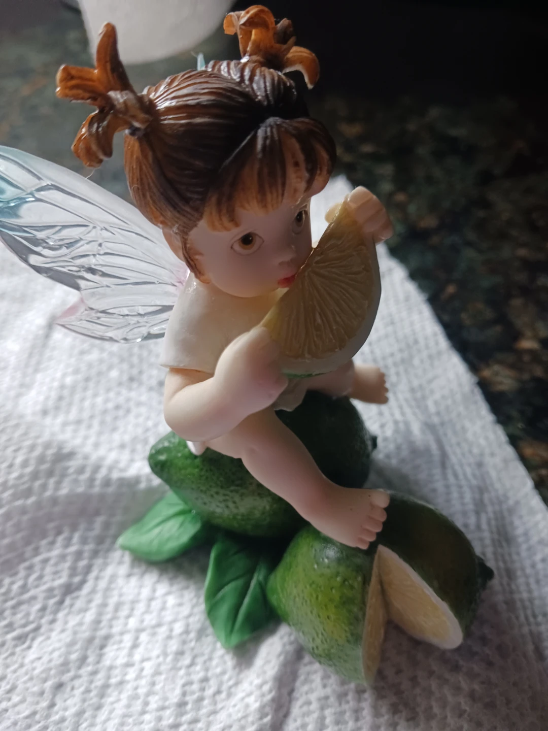 Fairy Figurine with Limes - photo 5