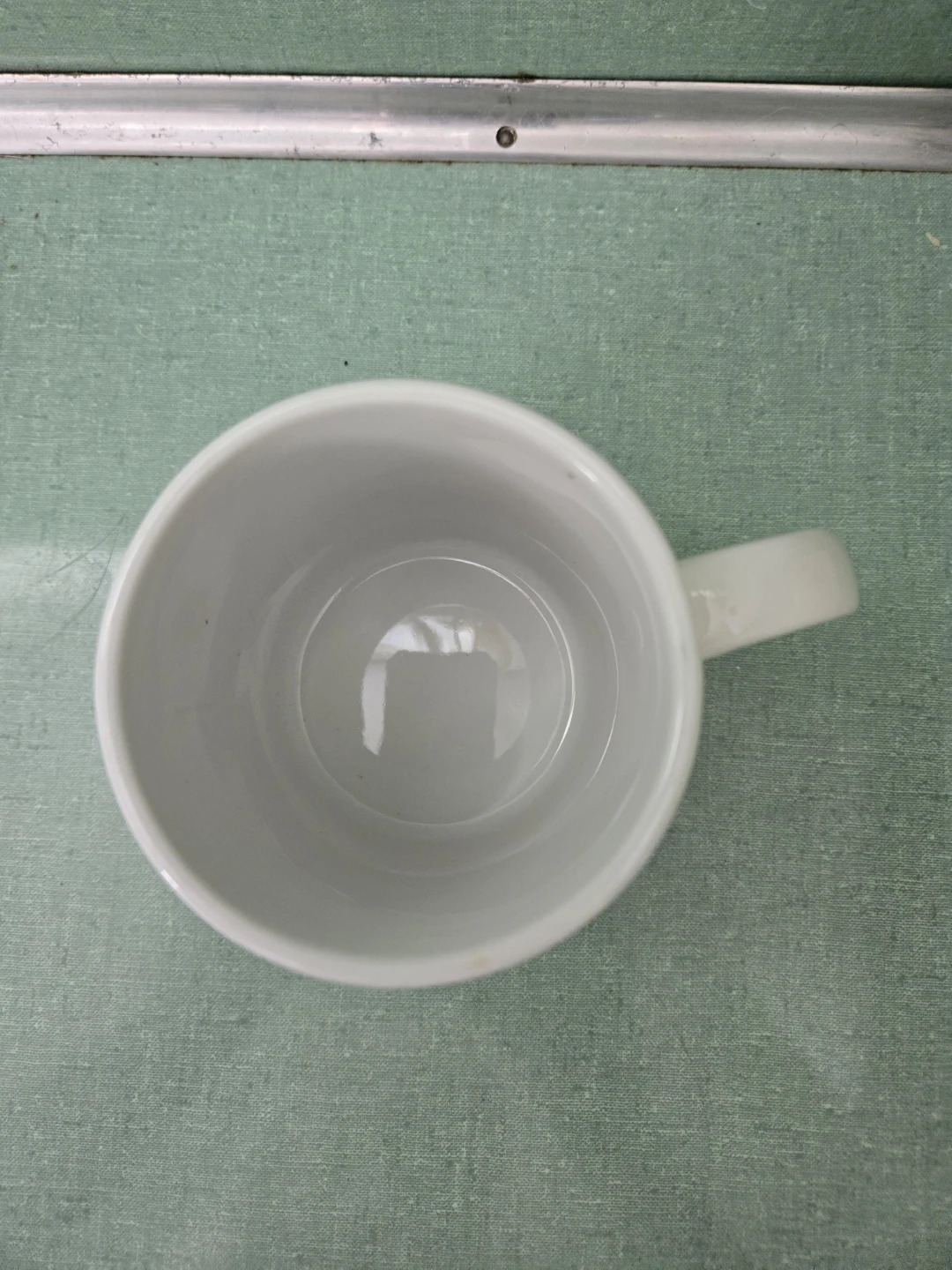 TASMANIAN DEVIL MUG - photo 2