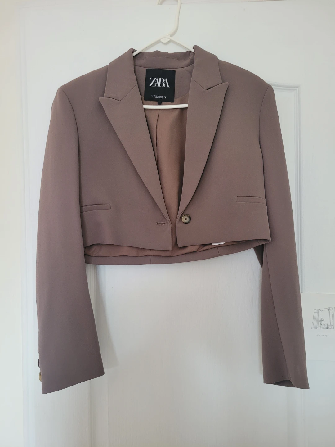 ZARA Cropped Blazer