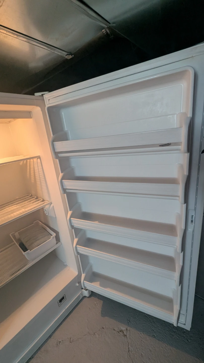 Upright Freezer - photo 3