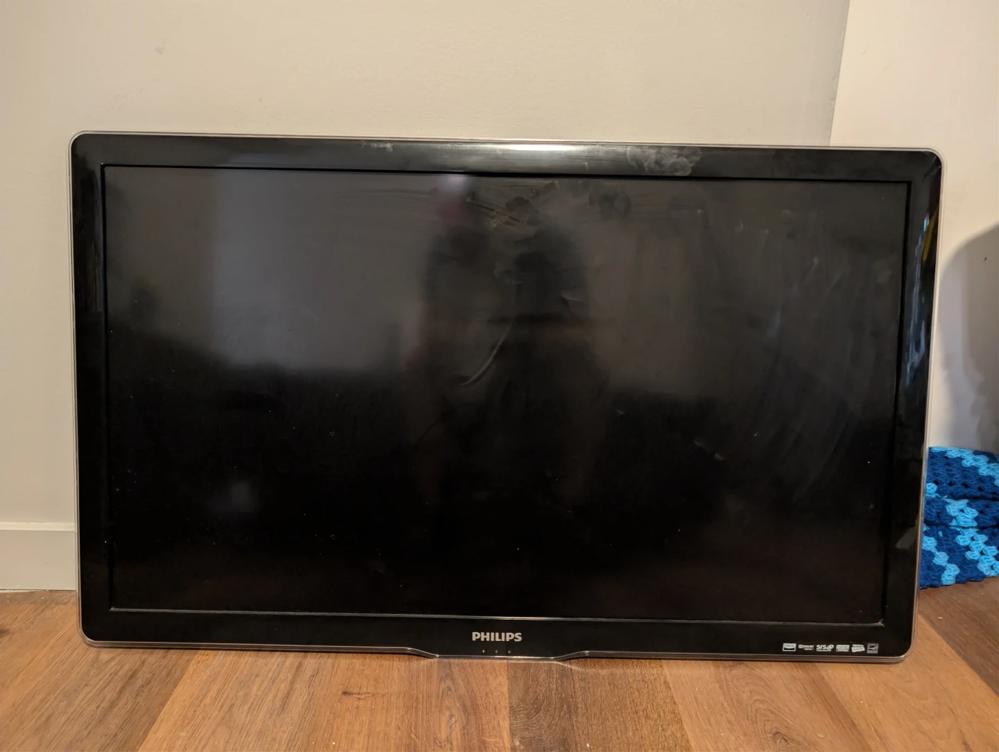 Philips 40PFL7505D/F7 40-inch Full HD 1080p LCD TV