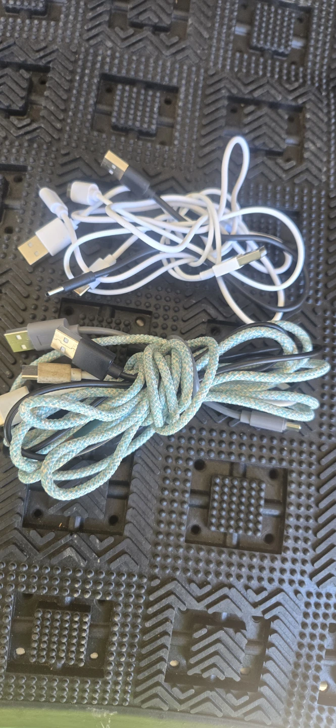 Assorted USB Charging Cables - photo 3
