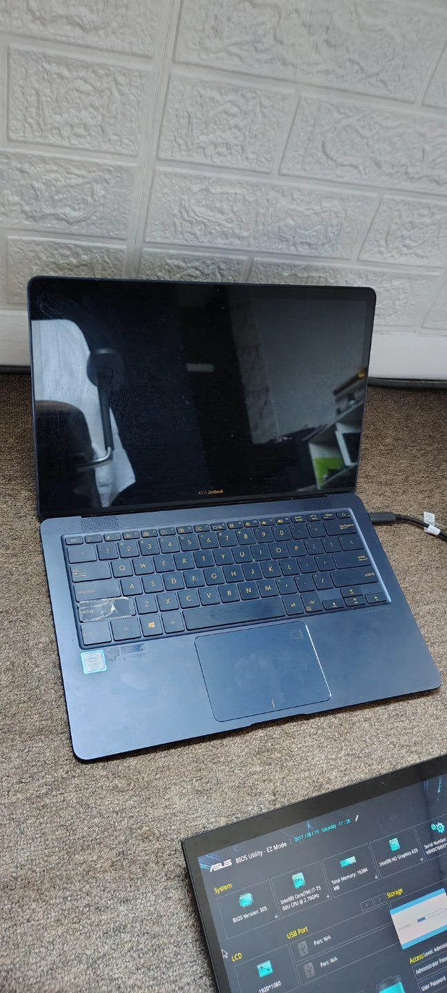 ASUS Zenbook