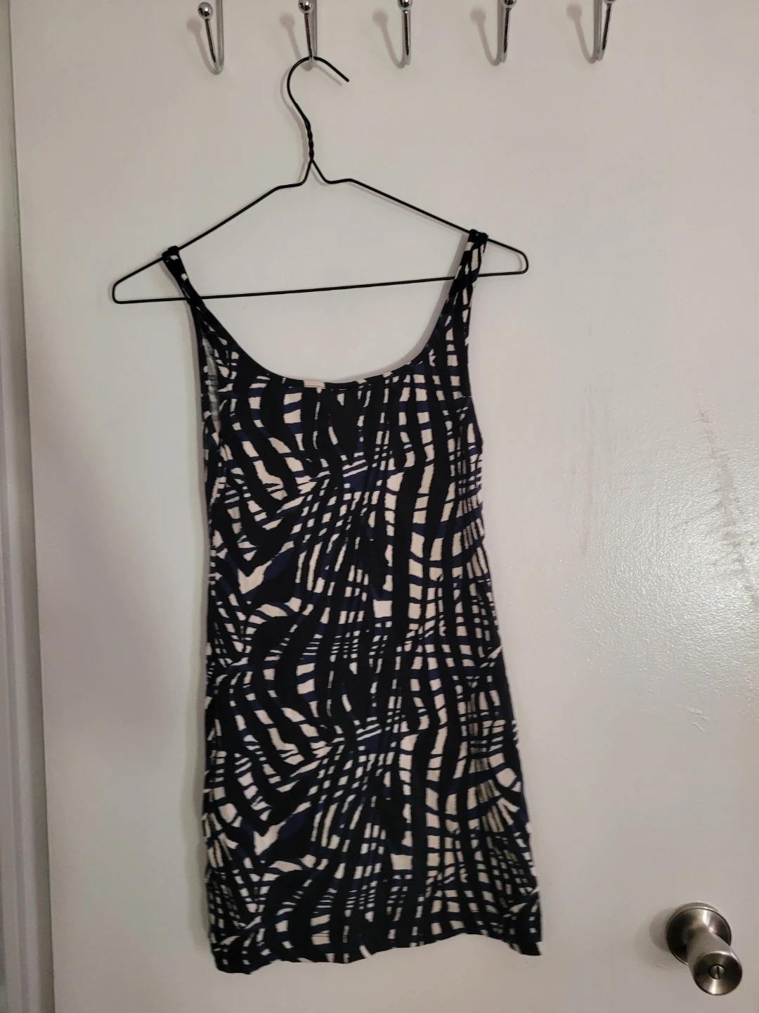 Black and White Abstract Print Tank Top - photo 2
