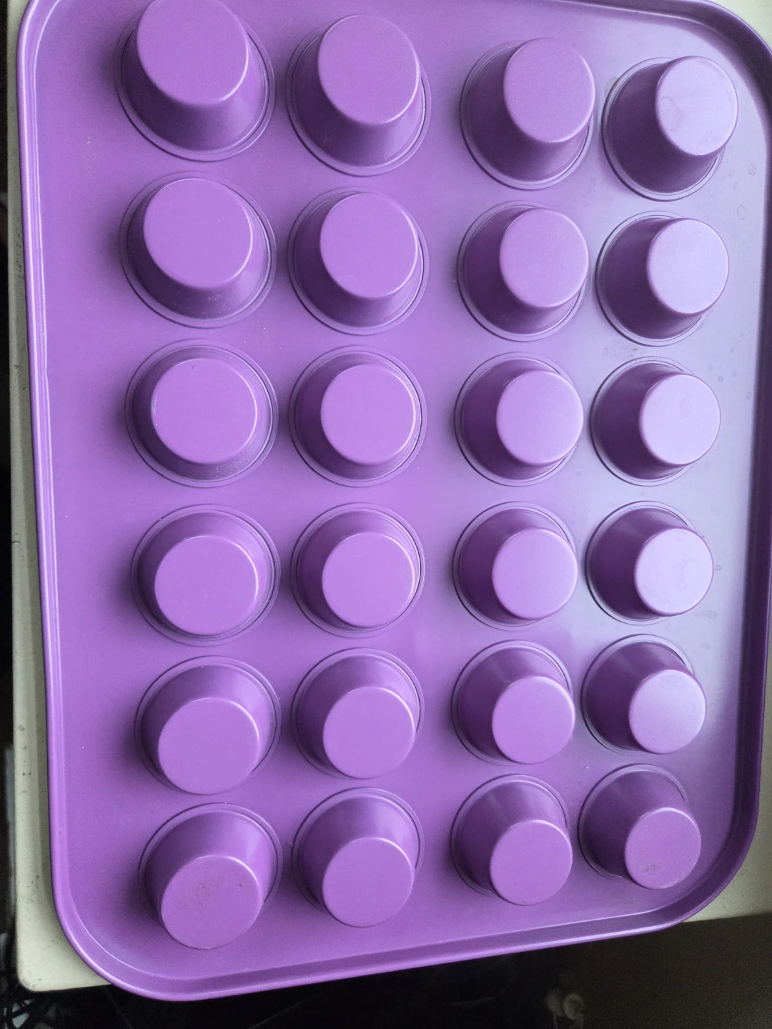 CUPCAKE BAKEWARE