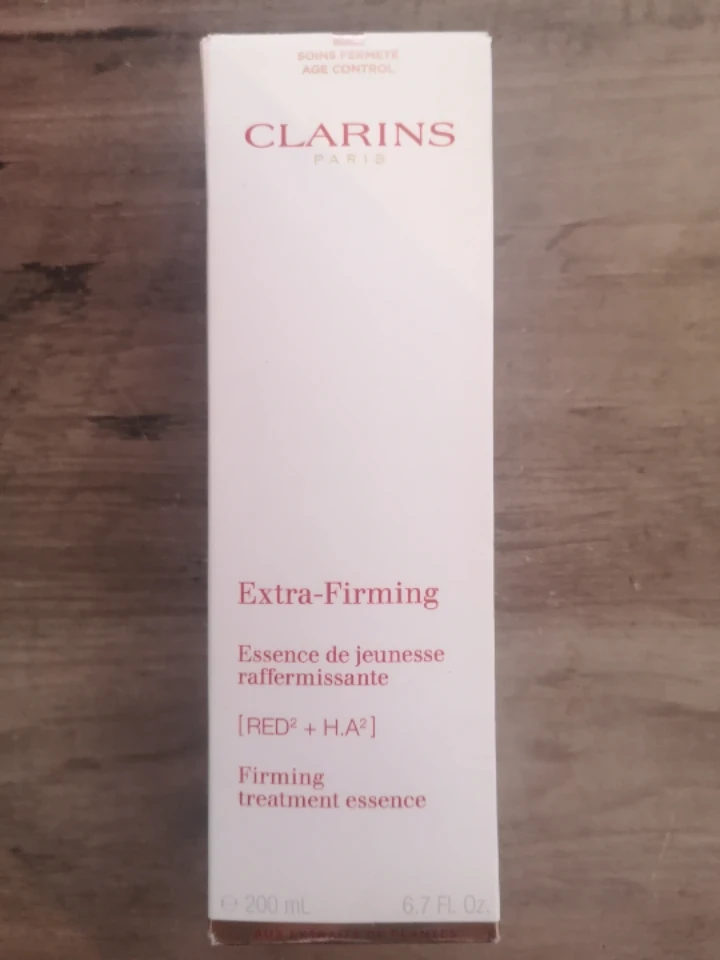 Clarins Extra-Firming Firming Treatment Essence