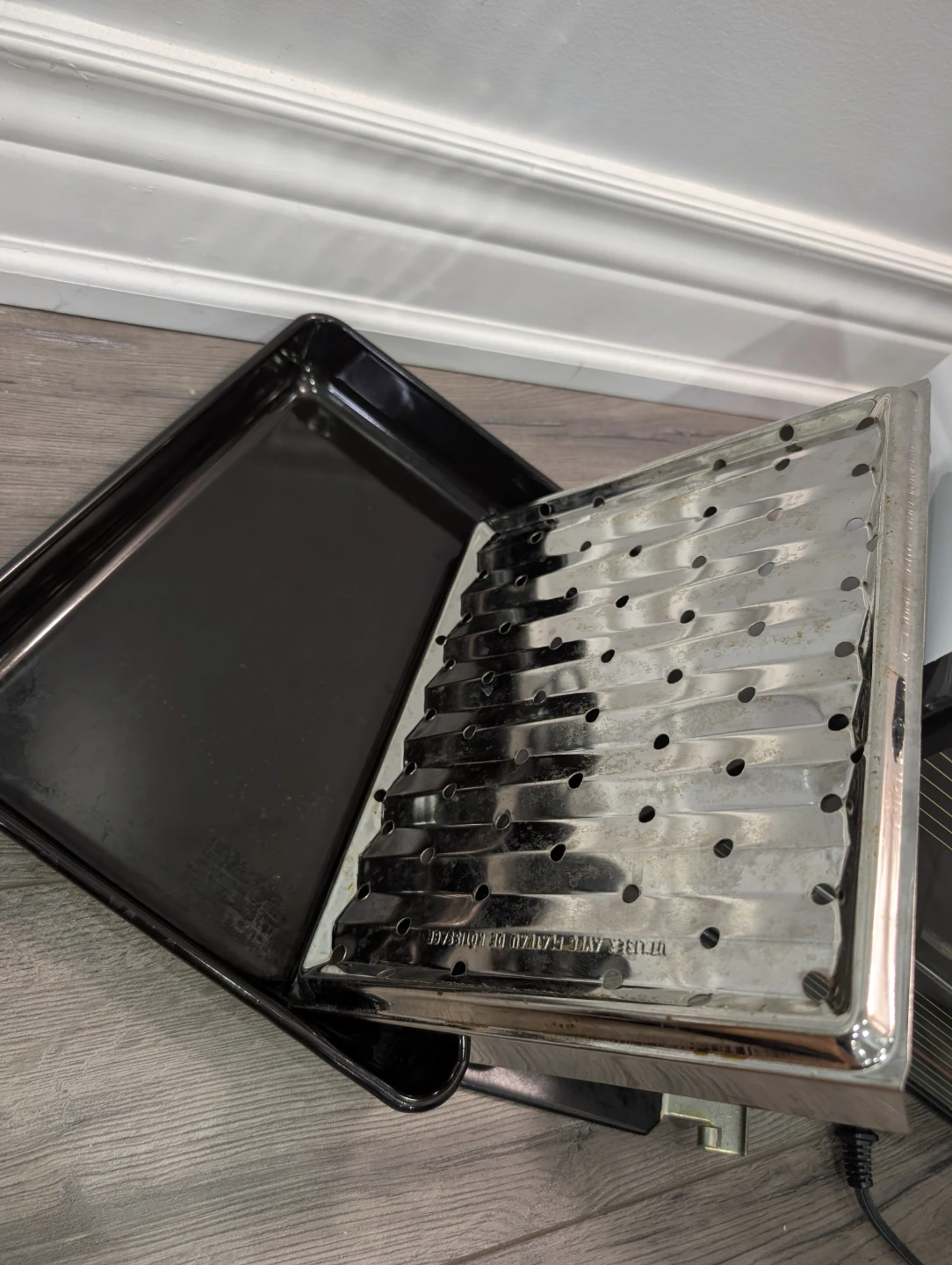 EUC - ​DeLonghi Alfredo Toaster Oven (Model XU20L) - photo 2