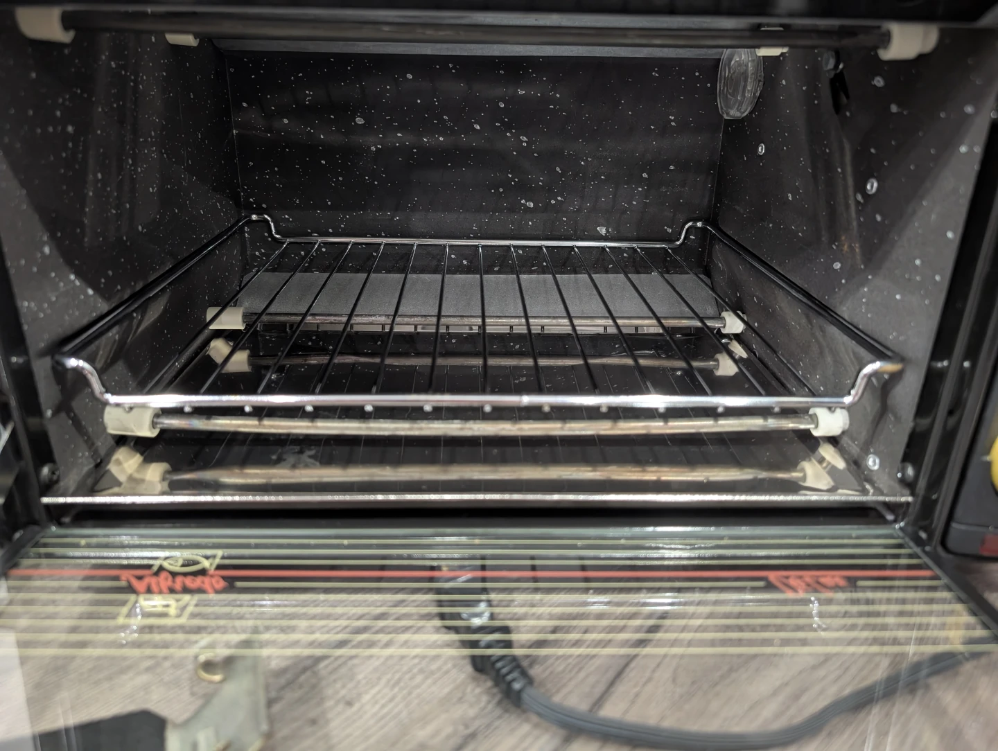 EUC - ​DeLonghi Alfredo Toaster Oven (Model XU20L) - photo 4