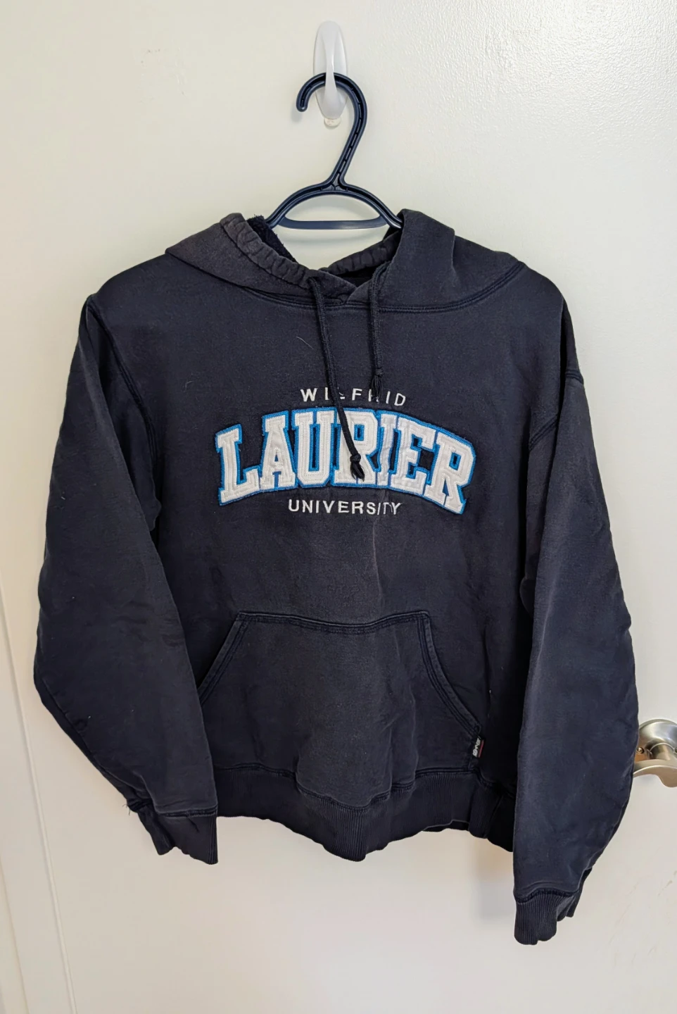 Wilfrid Laurier University Hoodie - Women's Size Large