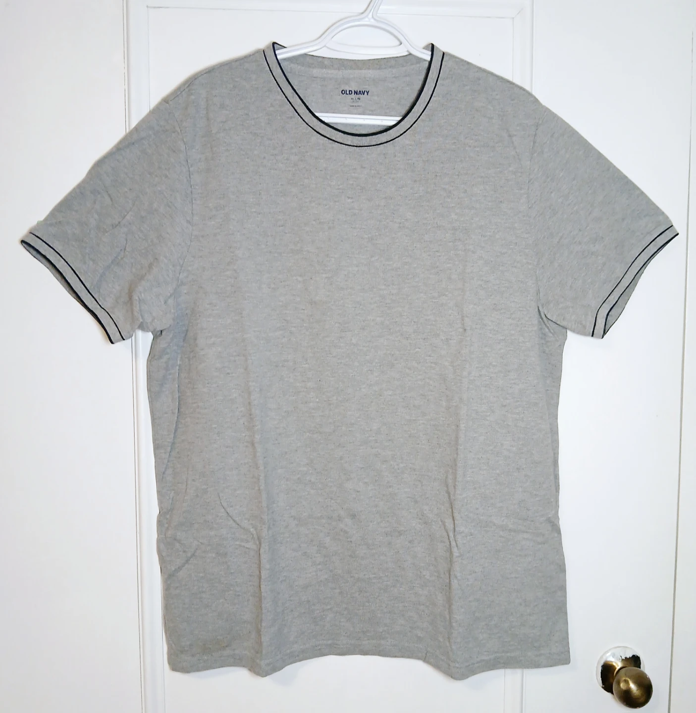 Men XL Grey Old Navy T-Shirt