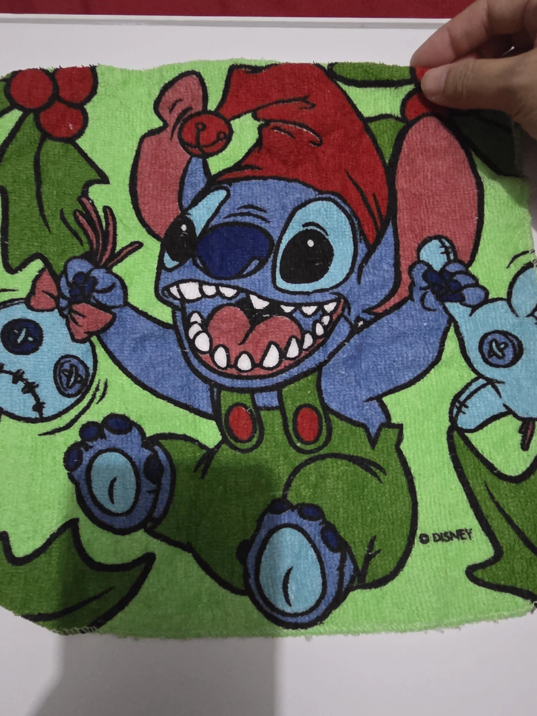Disney Stitch Christmas Hand Towel ⚽️
