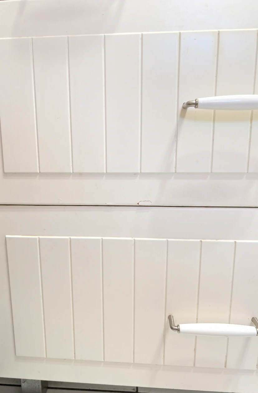 Butcher Block Top Kitchen Island w/ Drawers - photo 3