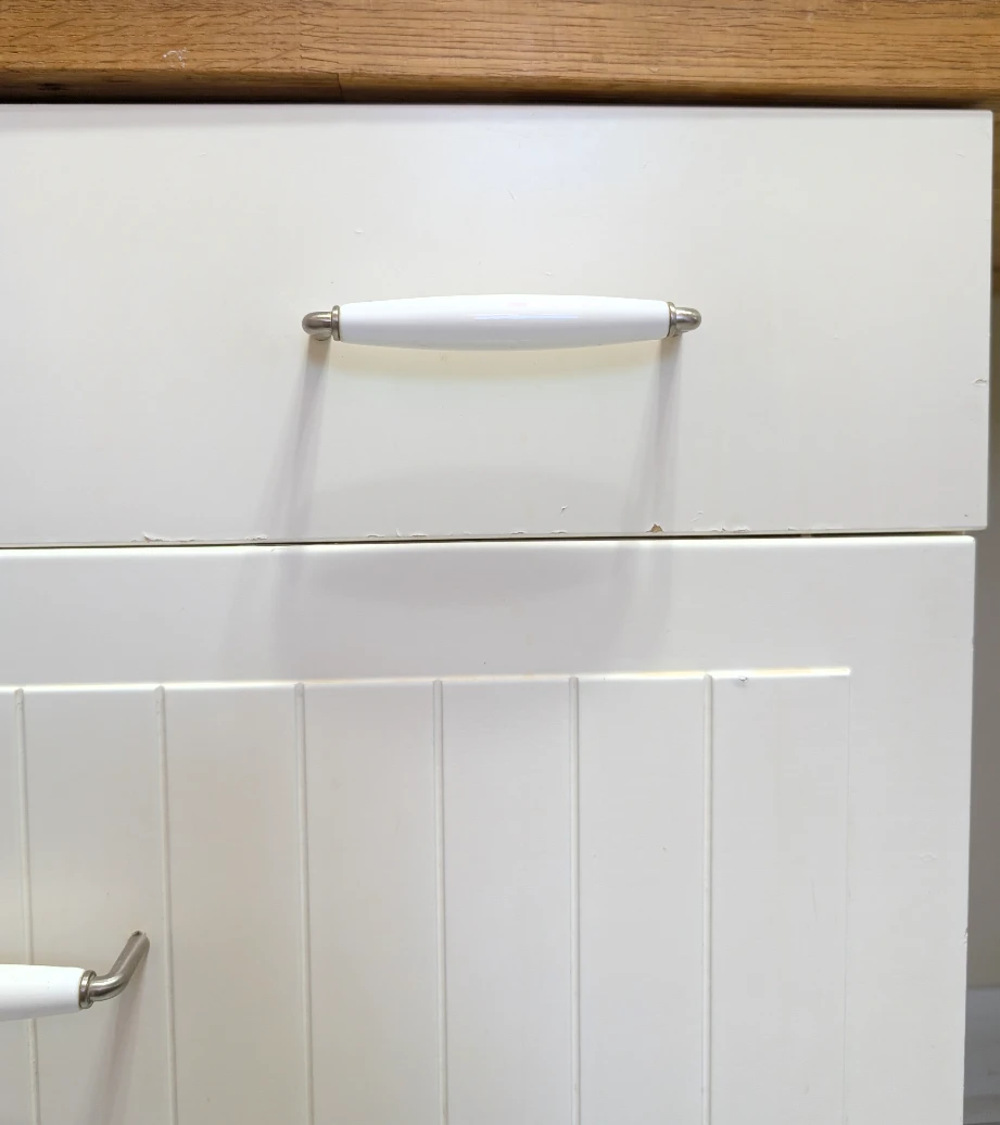 Butcher Block Top Kitchen Island w/ Drawers - photo 4